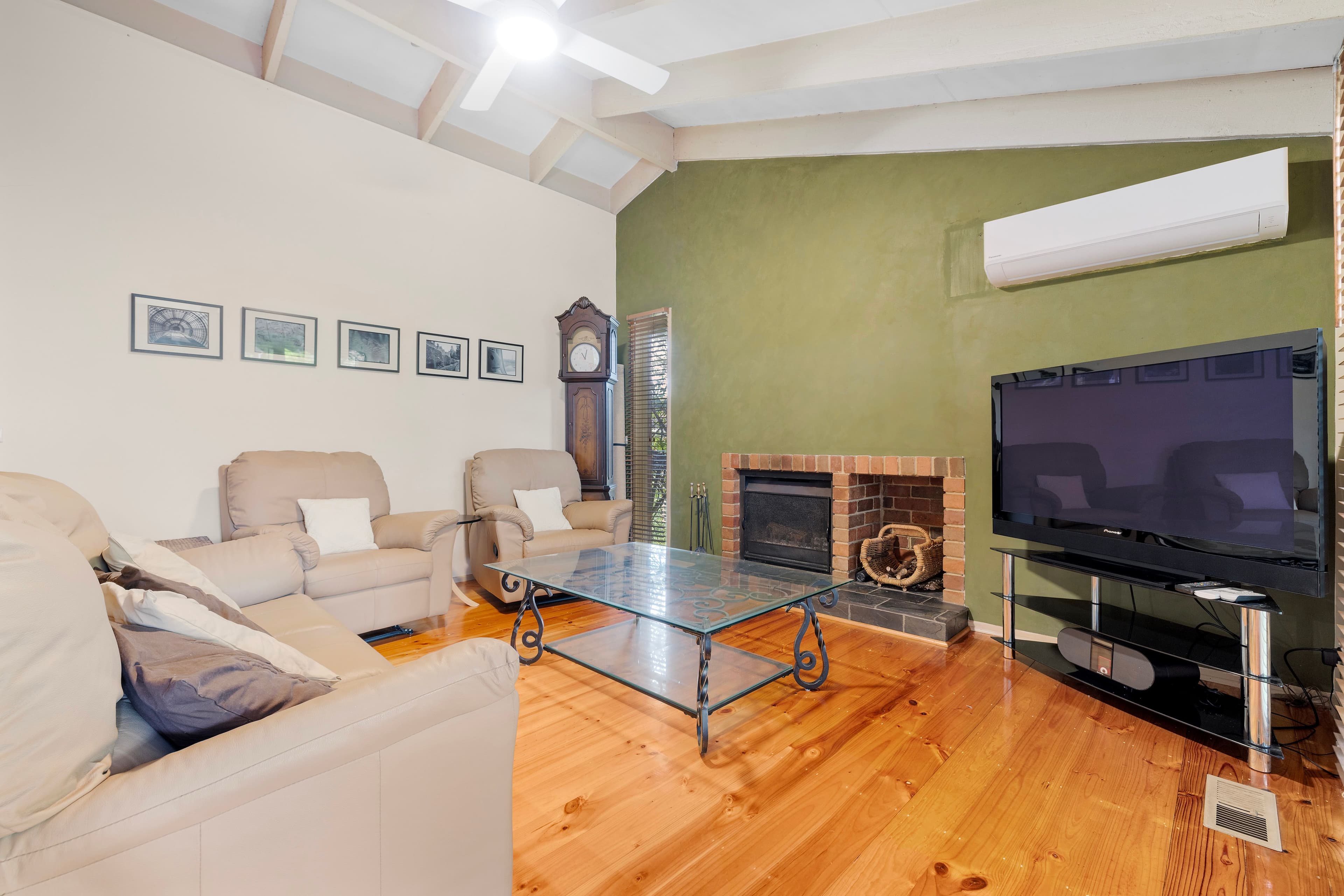 14 Wilkes Street, Ferntree Gully VIC 3156, Ferntree Gully - Thumbnail 3
