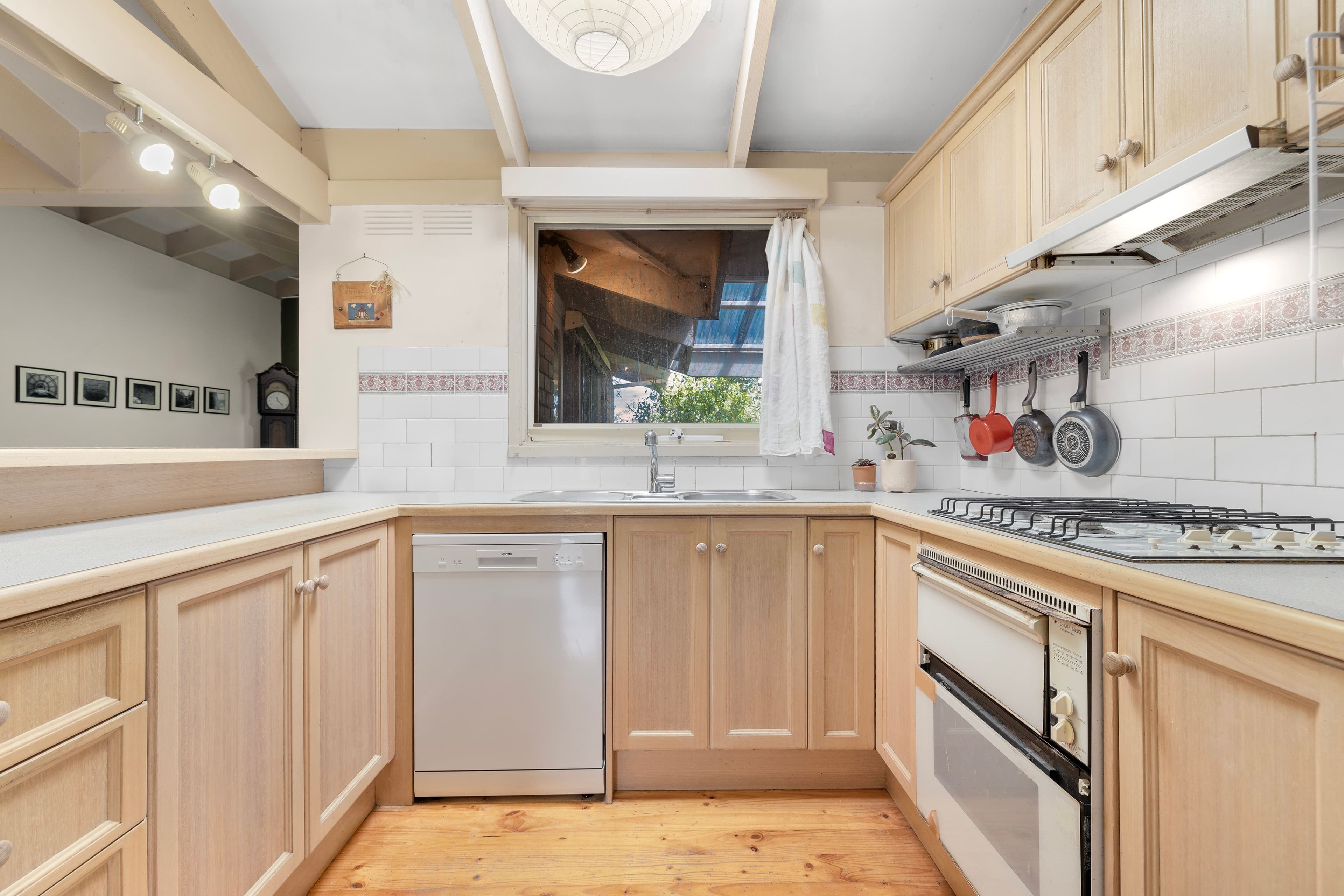 14 Wilkes Street, Ferntree Gully VIC 3156, Ferntree Gully - Thumbnail 6
