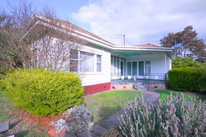 2 Dallas Avenue, Hughesdale VIC 3166, Hughesdale - Thumbnail 2