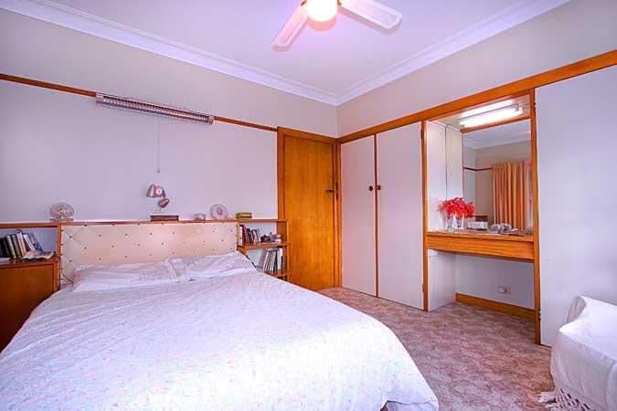 2 Dallas Avenue, Hughesdale VIC 3166, Hughesdale - Thumbnail 5