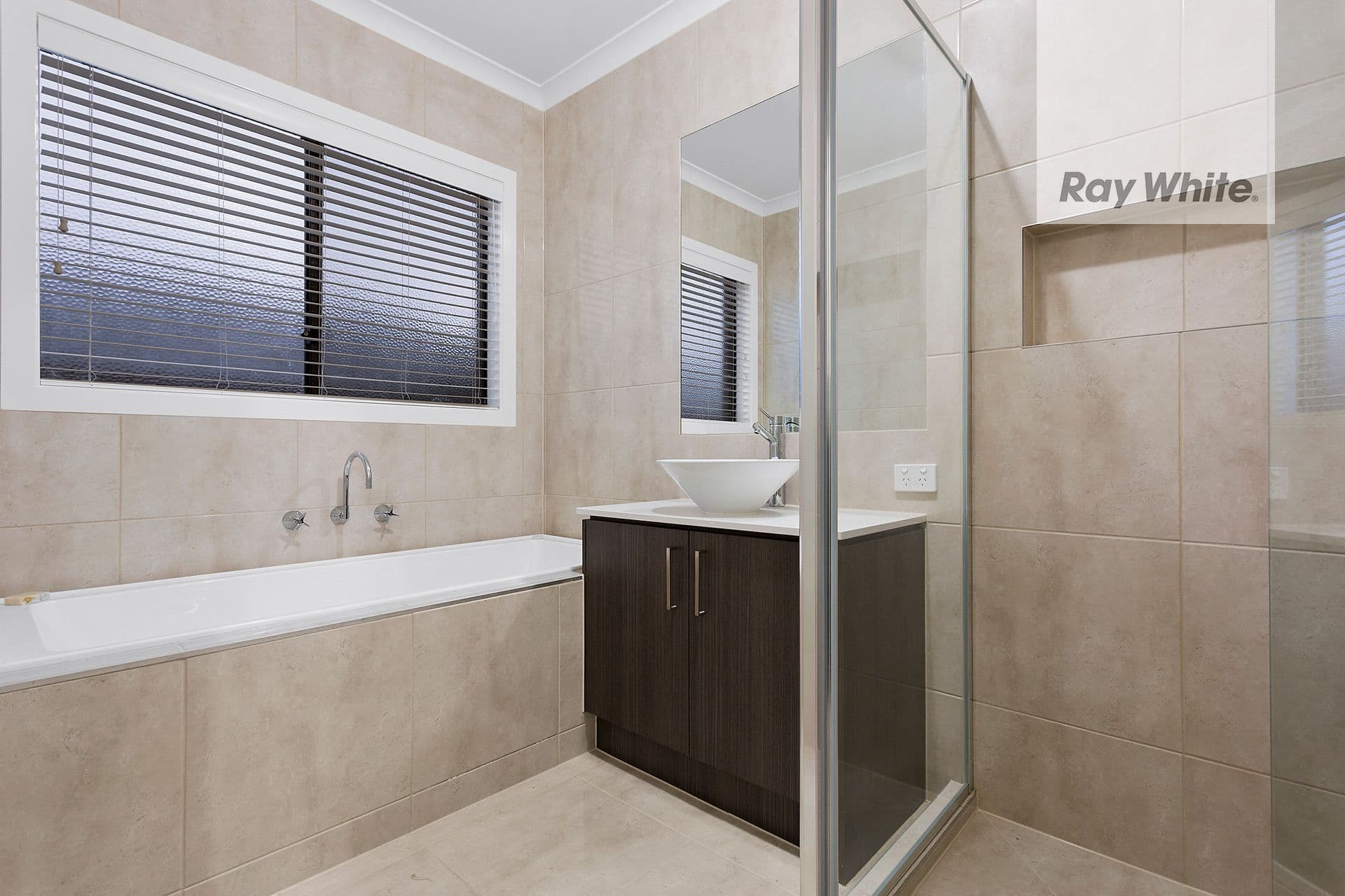 10 Belloza Way, Mernda VIC 3754, Mernda - Thumbnail 8