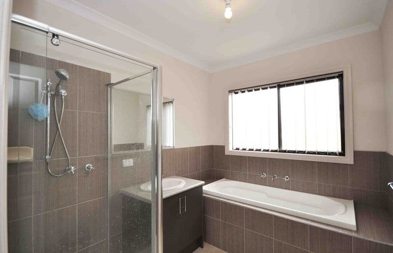 5 Jarrah Place, CRAIGIEBURN VIC 3064, Craigieburn - Thumbnail 4