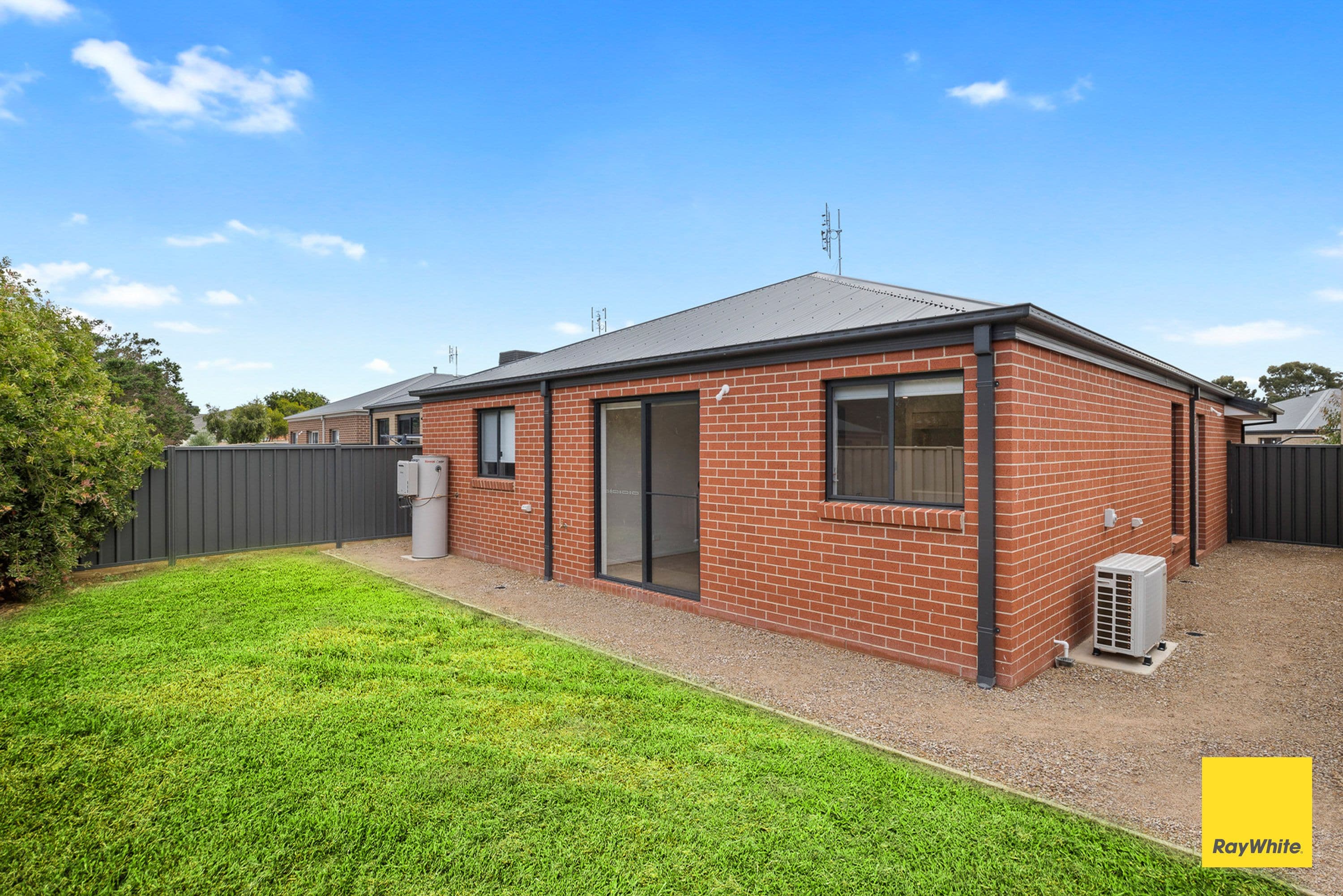 29 Bradfield Loop, Strathfieldsaye VIC 3551, Strathfieldsaye - Thumbnail 6