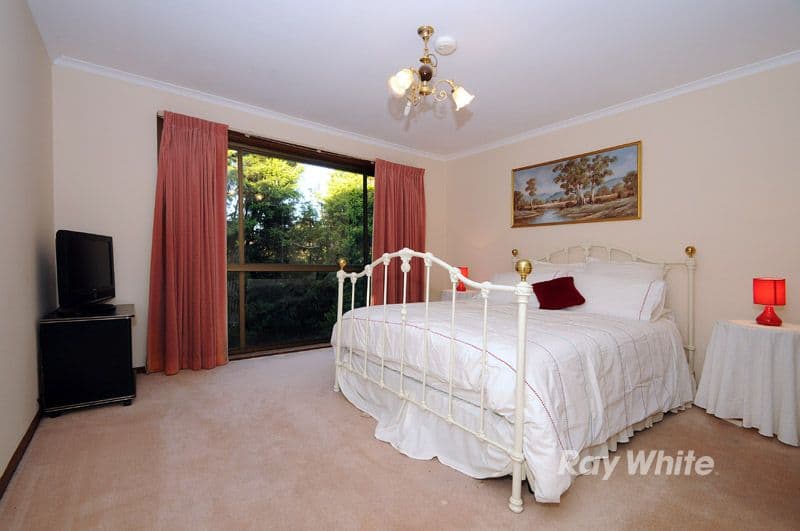 5 Calder Way, WANTIRNA SOUTH VIC 3152, Wantirna South - Thumbnail 5