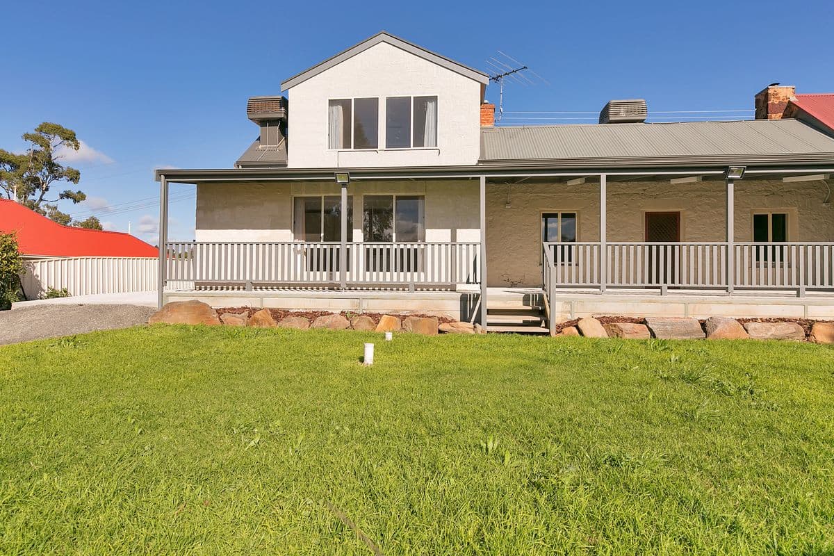10 Foster Street, Lyndoch SA 5351, Lyndoch - Thumbnail 2