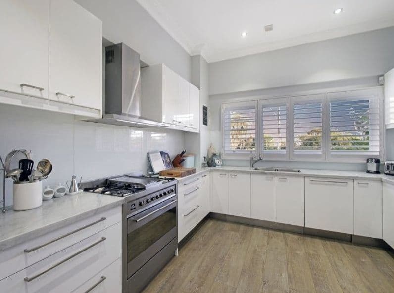 30 Beach Road, Beaumaris VIC 3193, Beaumaris - Thumbnail 3