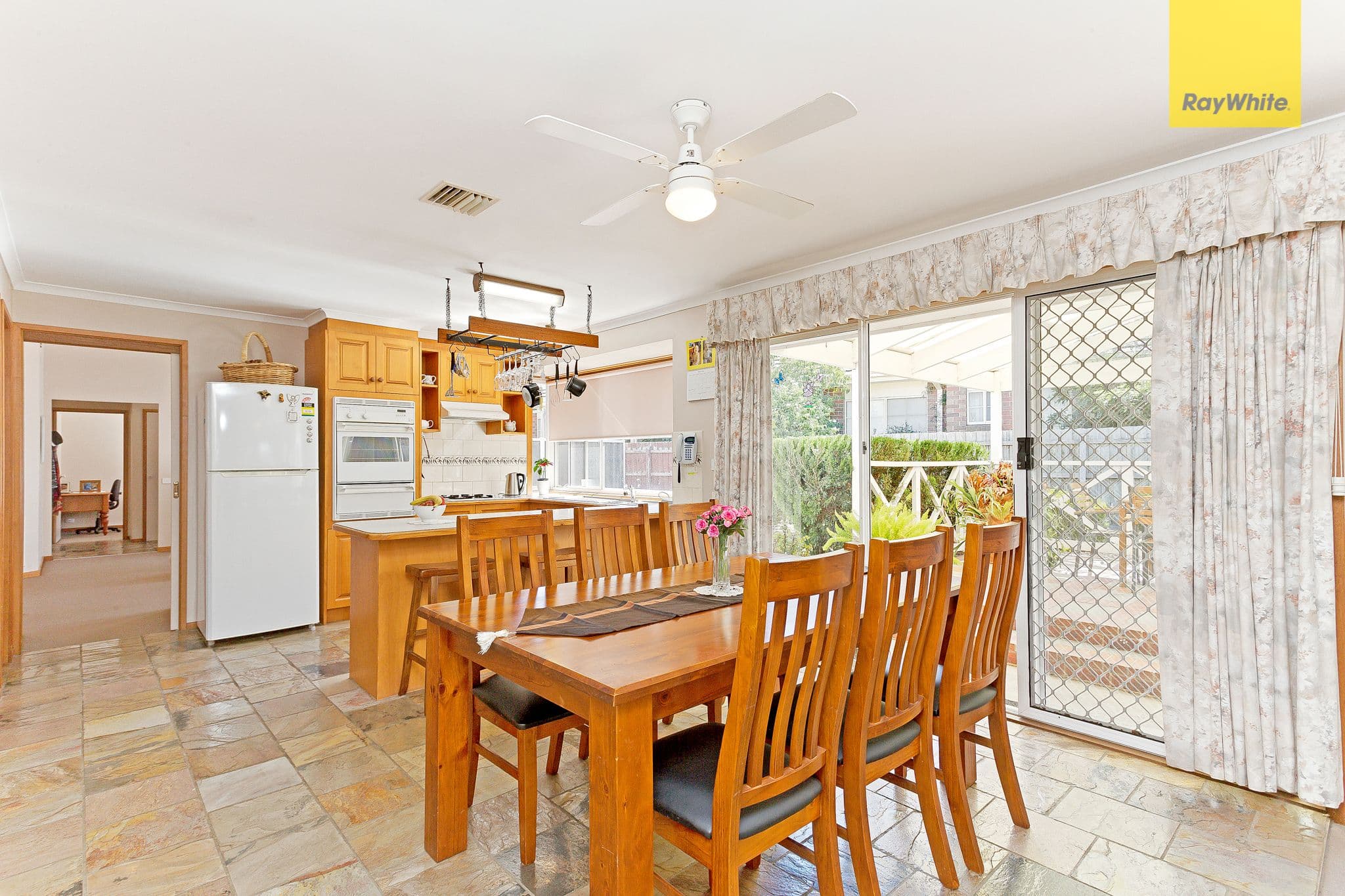 14 Diamond Court, Hillside VIC 3037, Hillside - Thumbnail 5