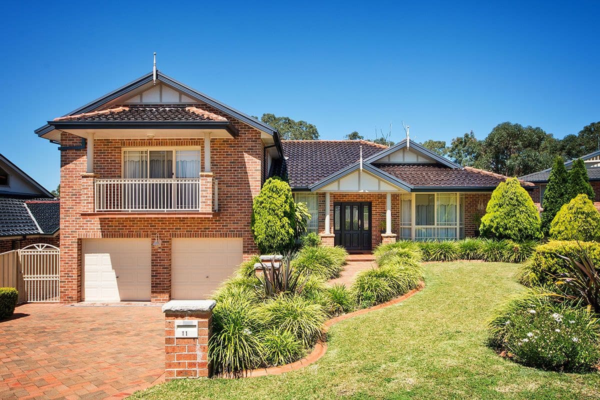 11 Cameron Place, Alfords Point - Image 1