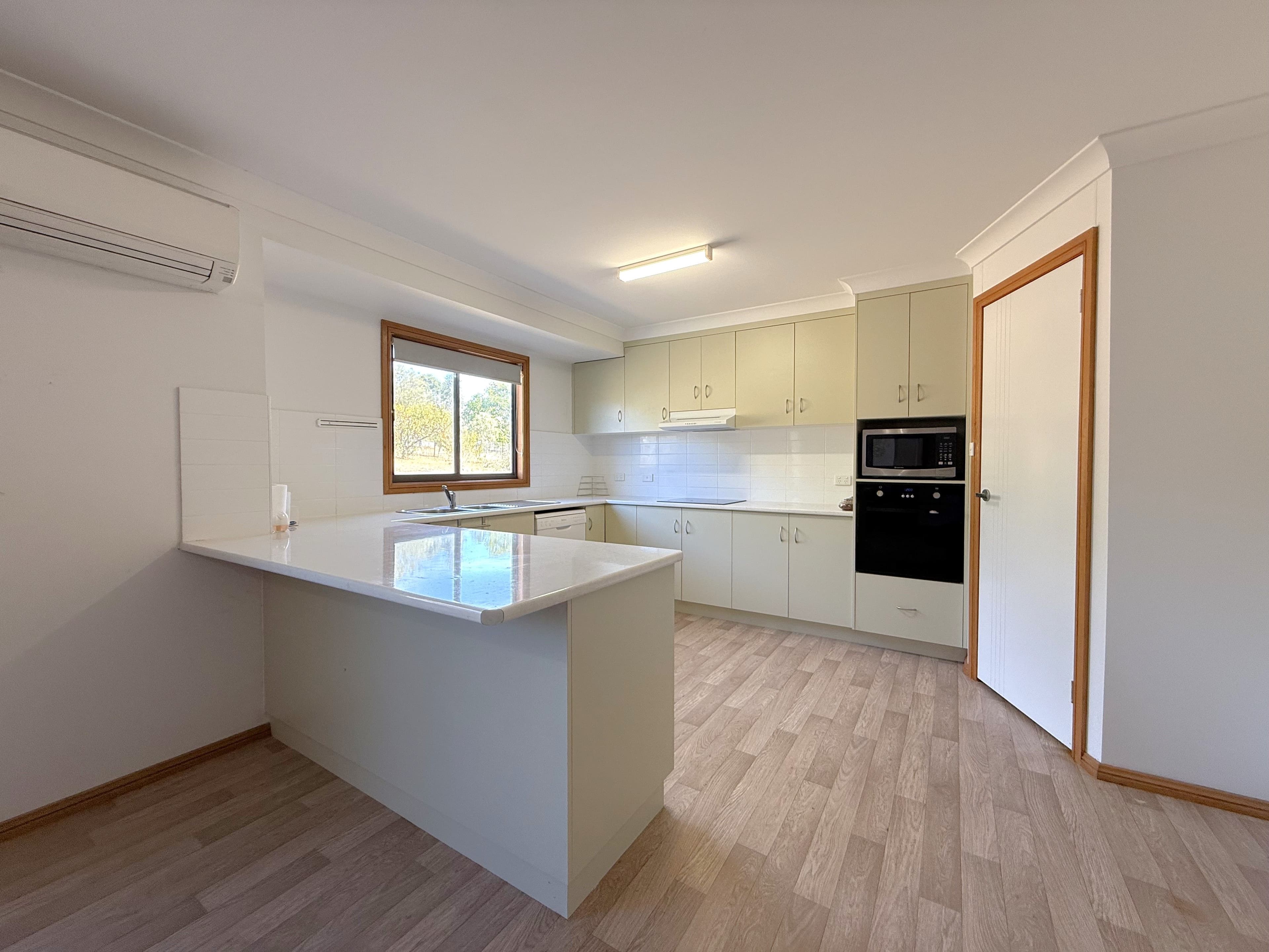 28 Boyds Lane, Young NSW 2594, Young - Thumbnail 4