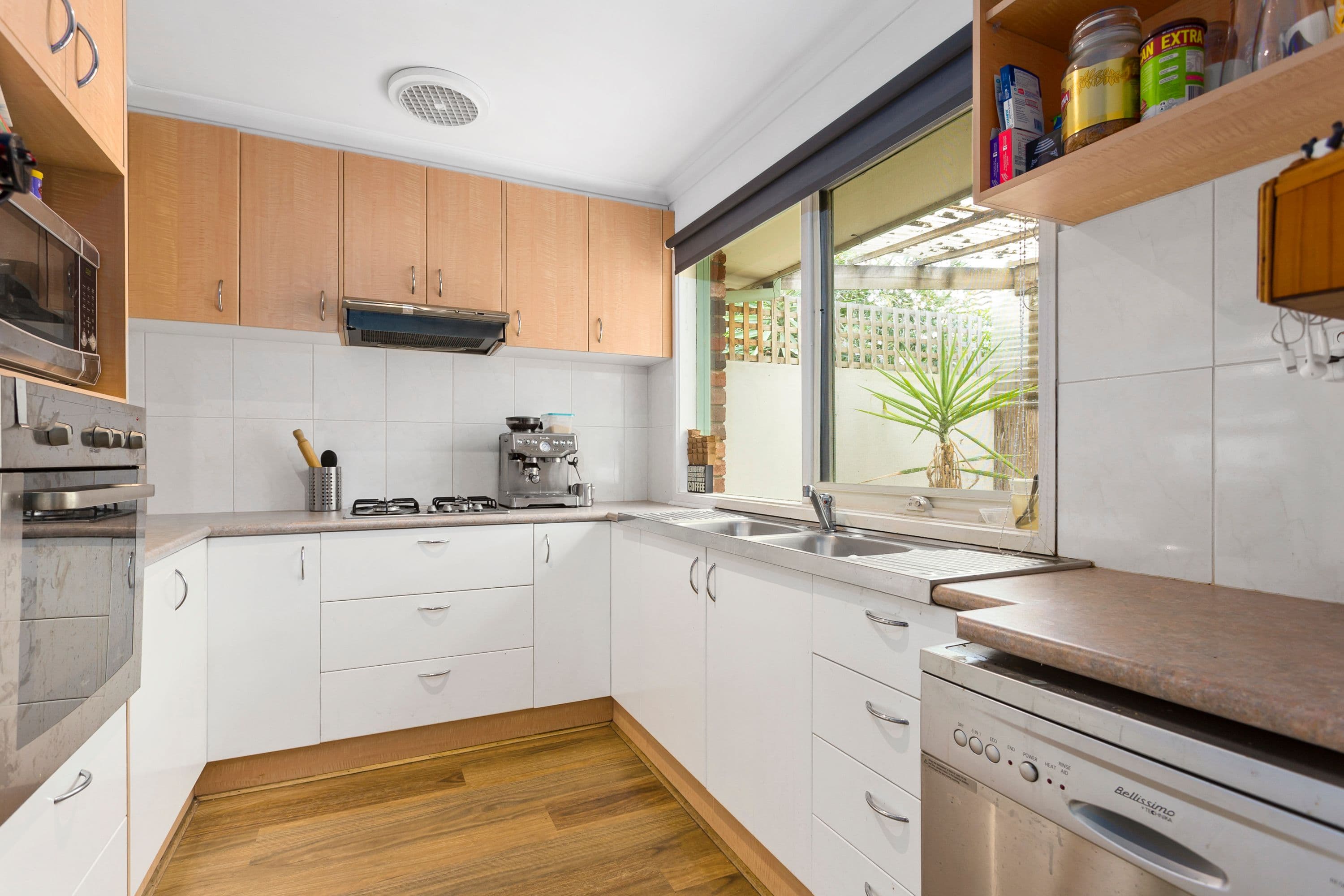 94 Racecourse Road, Pakenham VIC 3810, Pakenham - Thumbnail 4