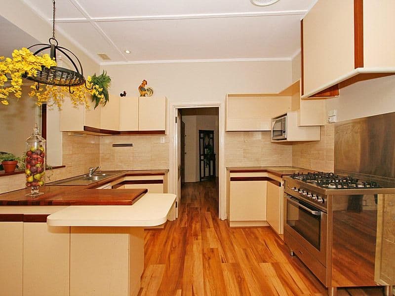 10 Andrew Street, KALAMUNDA WA 6076, Kalamunda - Thumbnail 4