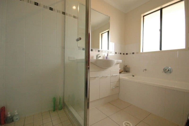 30 Elizabeth Street, WESTBROOK QLD 4350, Westbrook - Thumbnail 7