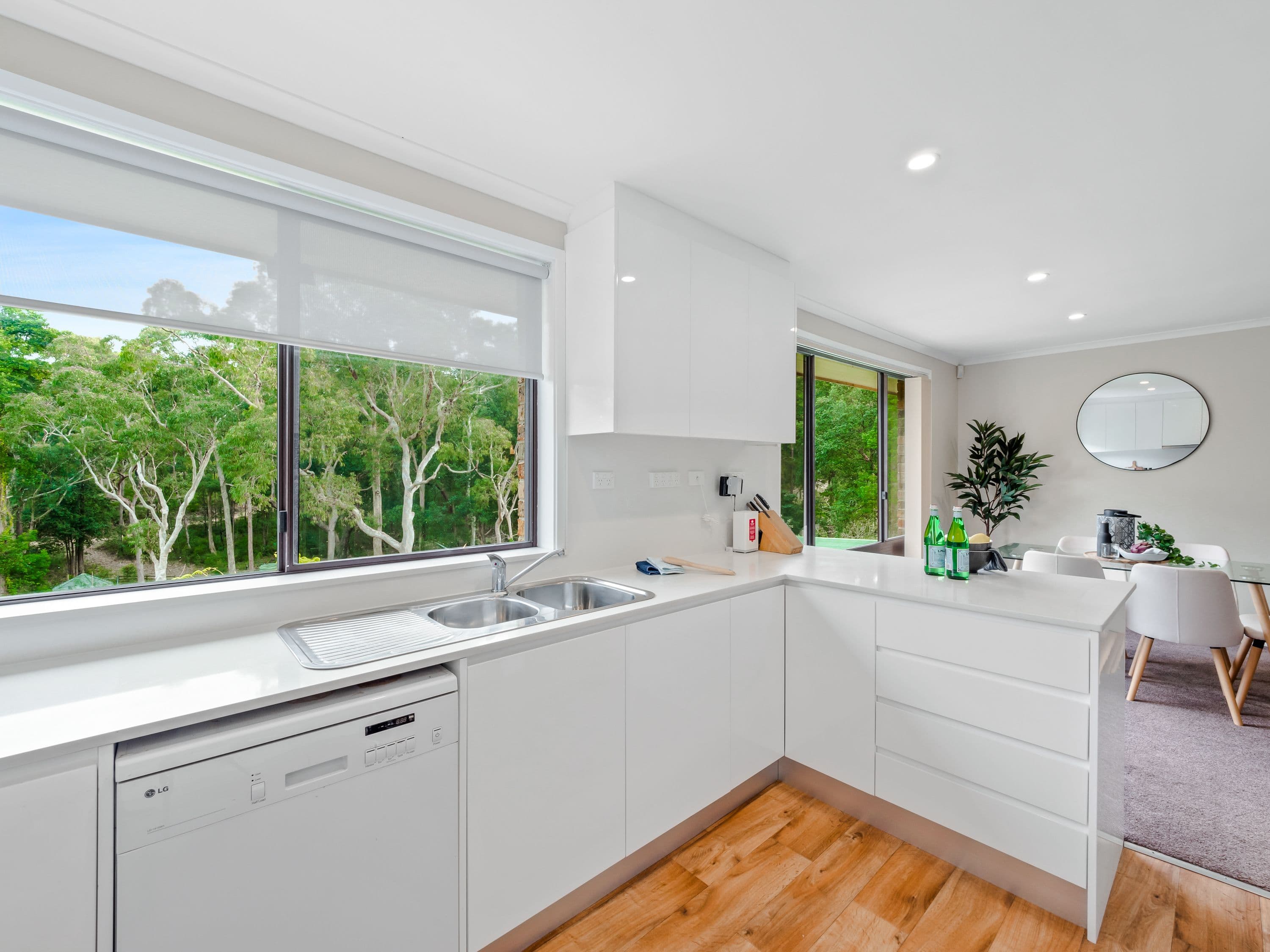 250 Lieutenant Bowen Drive, Bowen Mountain - Thumbnail 5