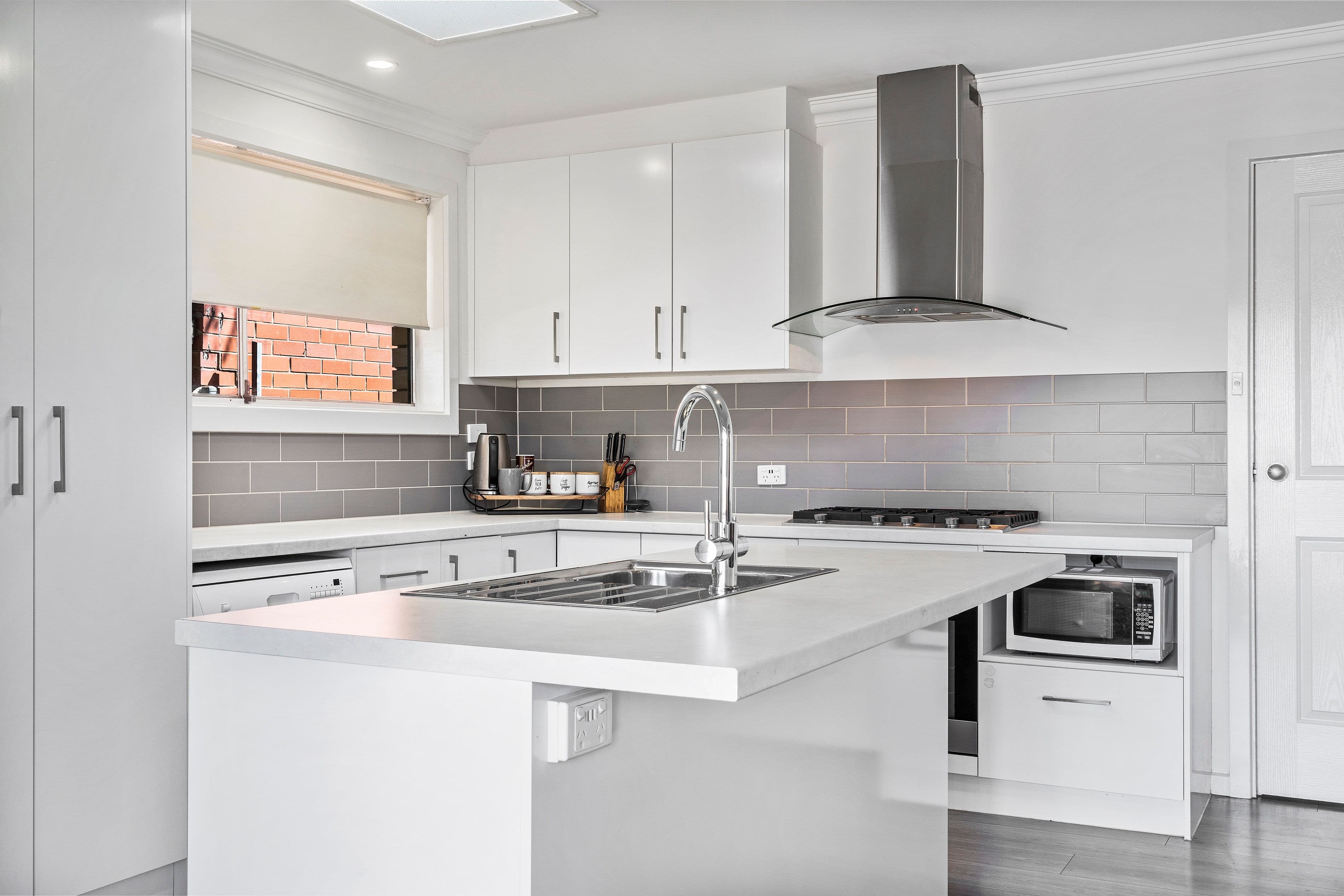 13 Domain Avenue, Para Vista SA 5093, Para Vista - Thumbnail 2