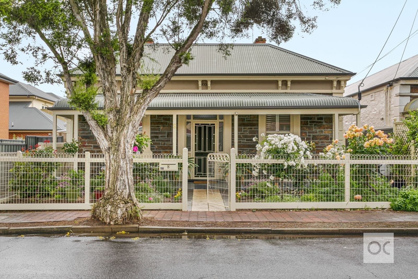 8 Leicester Street, Parkside - Image 1