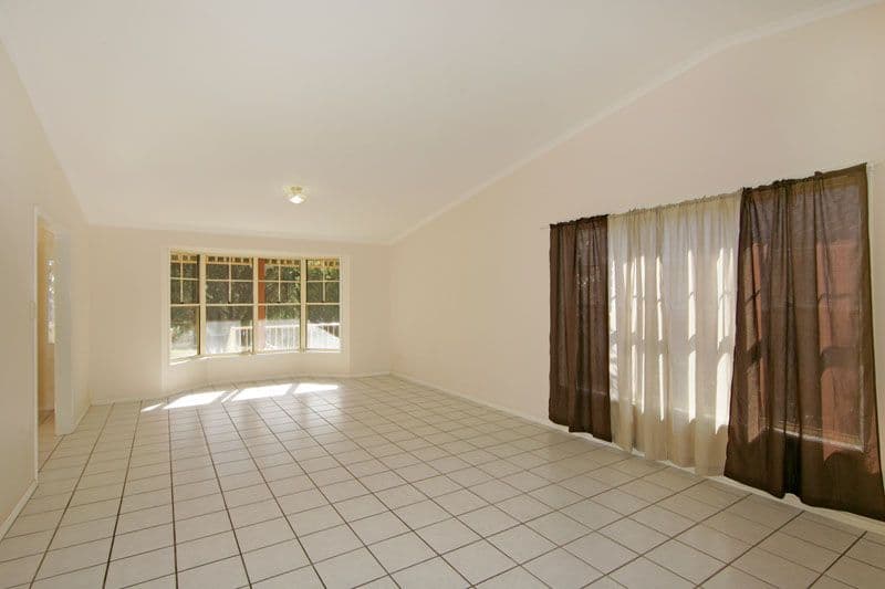 12 Chelmsford Road, LAKE HAVEN NSW 2263, Lake Haven - Thumbnail 5
