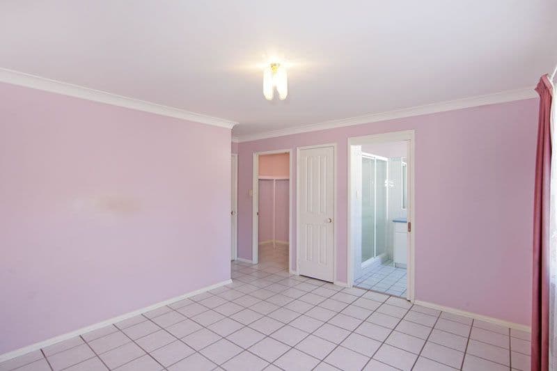 12 Chelmsford Road, LAKE HAVEN NSW 2263, Lake Haven - Thumbnail 6