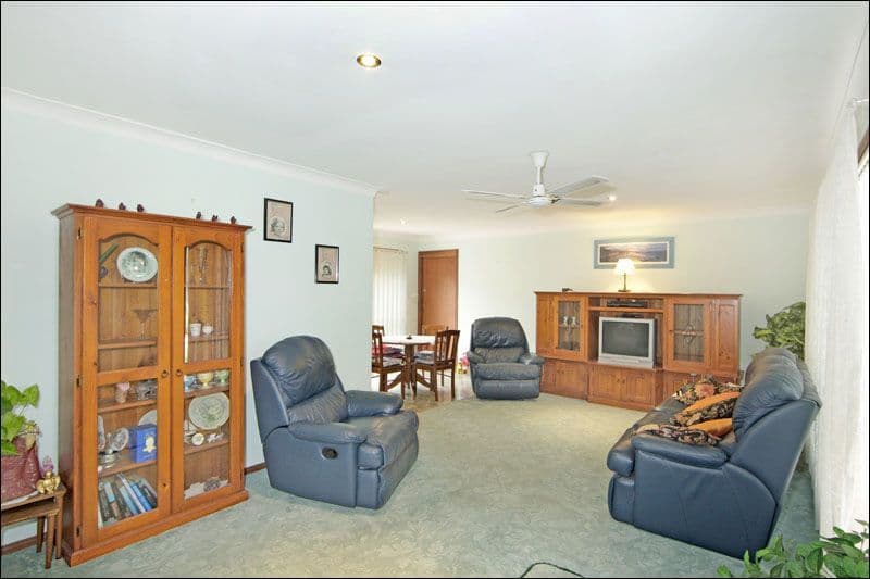 30a Twin Lakes Drive, LAKE HAVEN NSW 2263, Lake Haven - Thumbnail 2