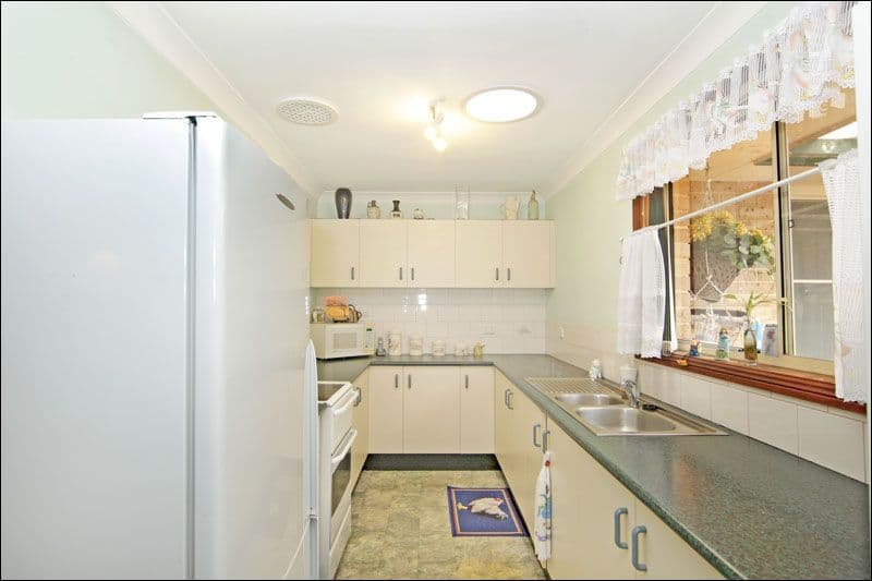 30a Twin Lakes Drive, LAKE HAVEN NSW 2263, Lake Haven - Thumbnail 4