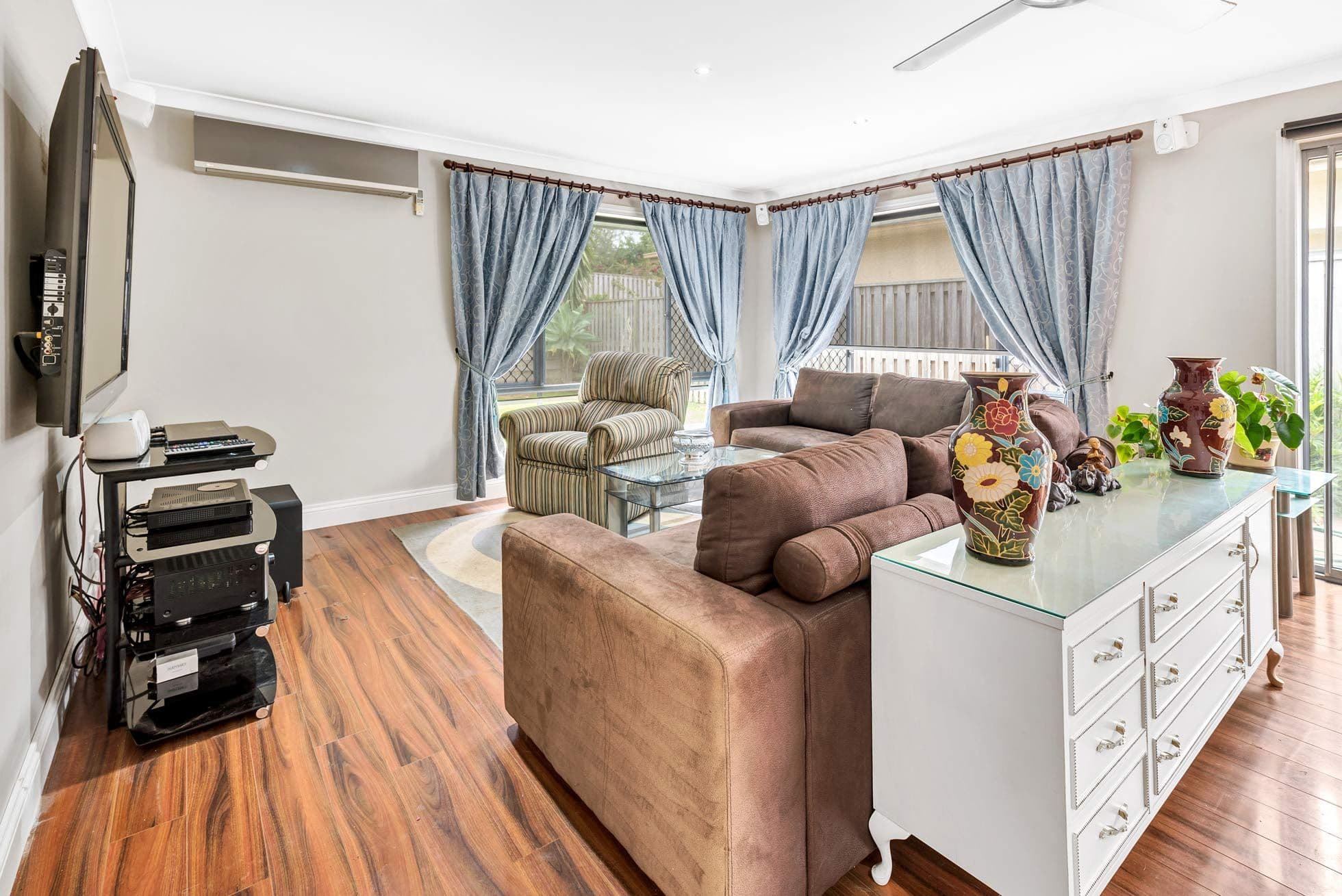 21 Coach Way, Upper Coomera QLD 4209, Upper Coomera - Thumbnail 4