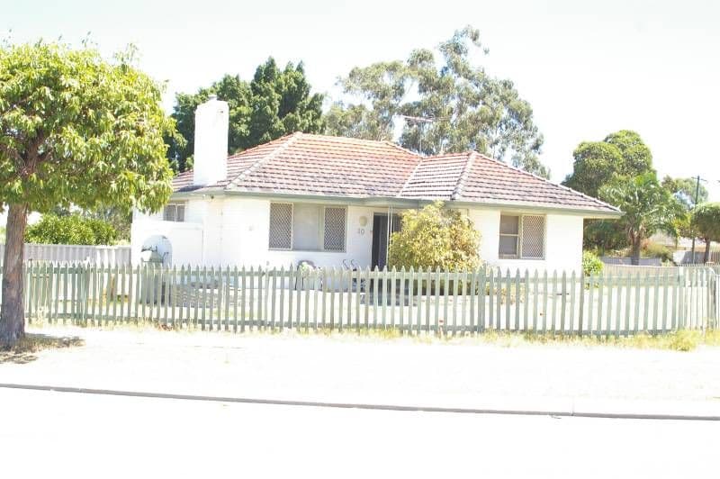 10 Fernhurst Crescent, BALGA WA 6061, Balga - Image 1