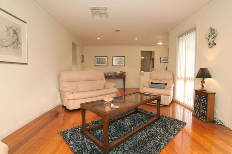 723 Waverley Road, GLEN WAVERLEY VIC 3150, Glen Waverley - Thumbnail 2
