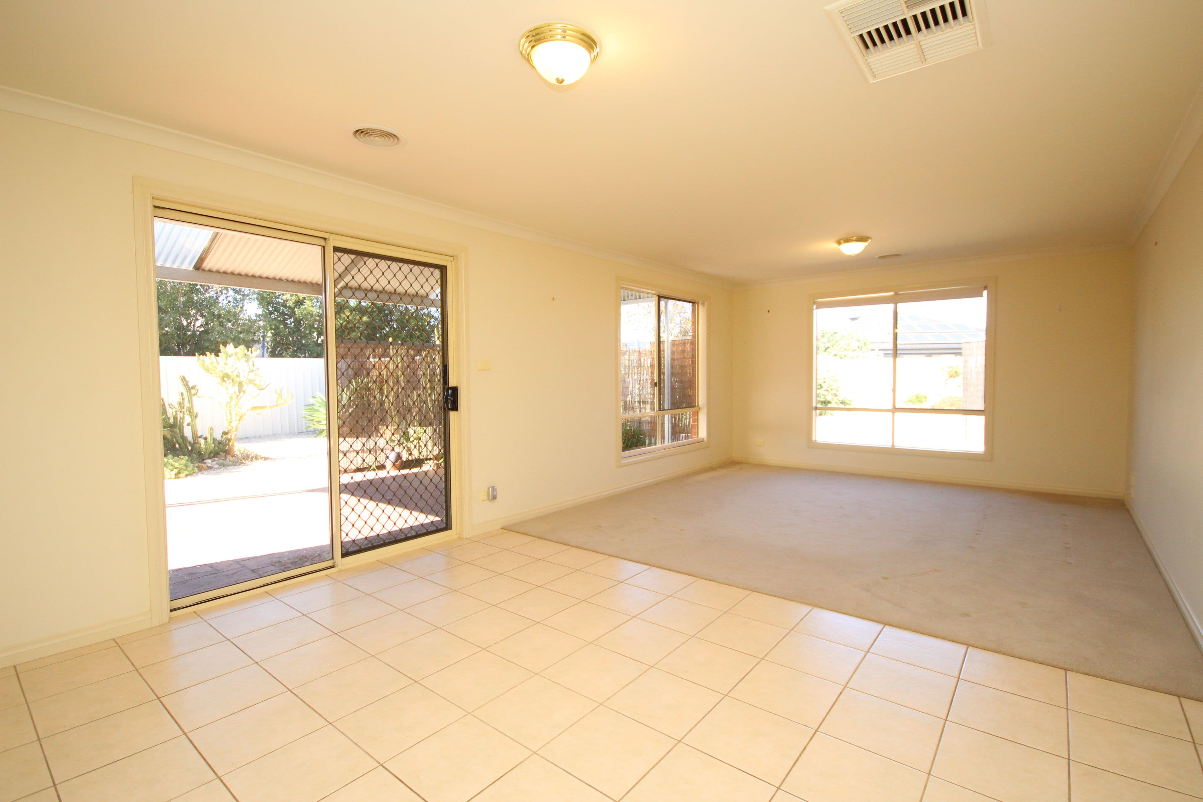 5 Burnett Street, Horsham VIC 3400, Horsham - Thumbnail 4