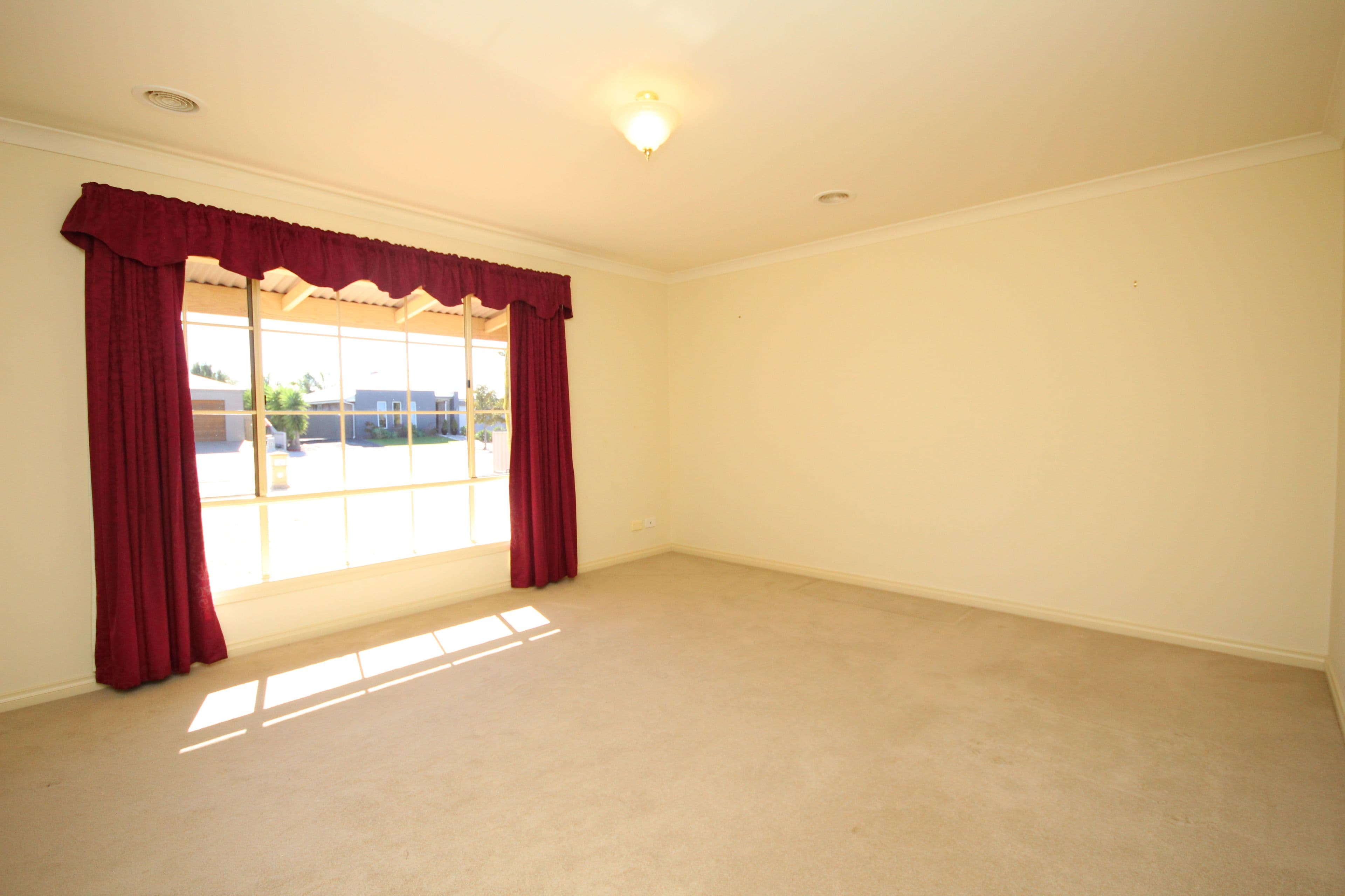 5 Burnett Street, Horsham VIC 3400, Horsham - Thumbnail 6