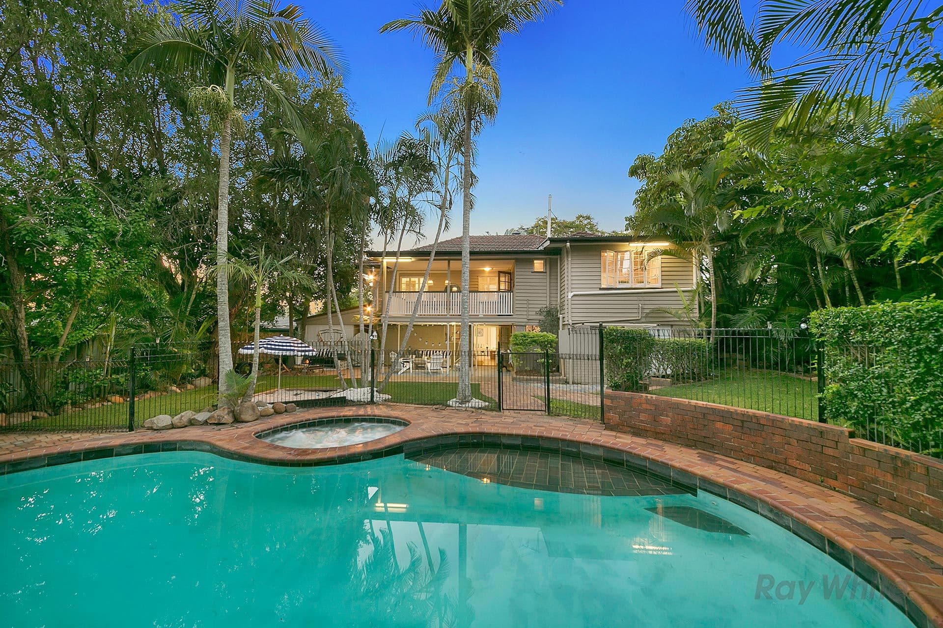 5 Hamel Road, Holland Park West QLD 4121, Holland Park West - Thumbnail 2
