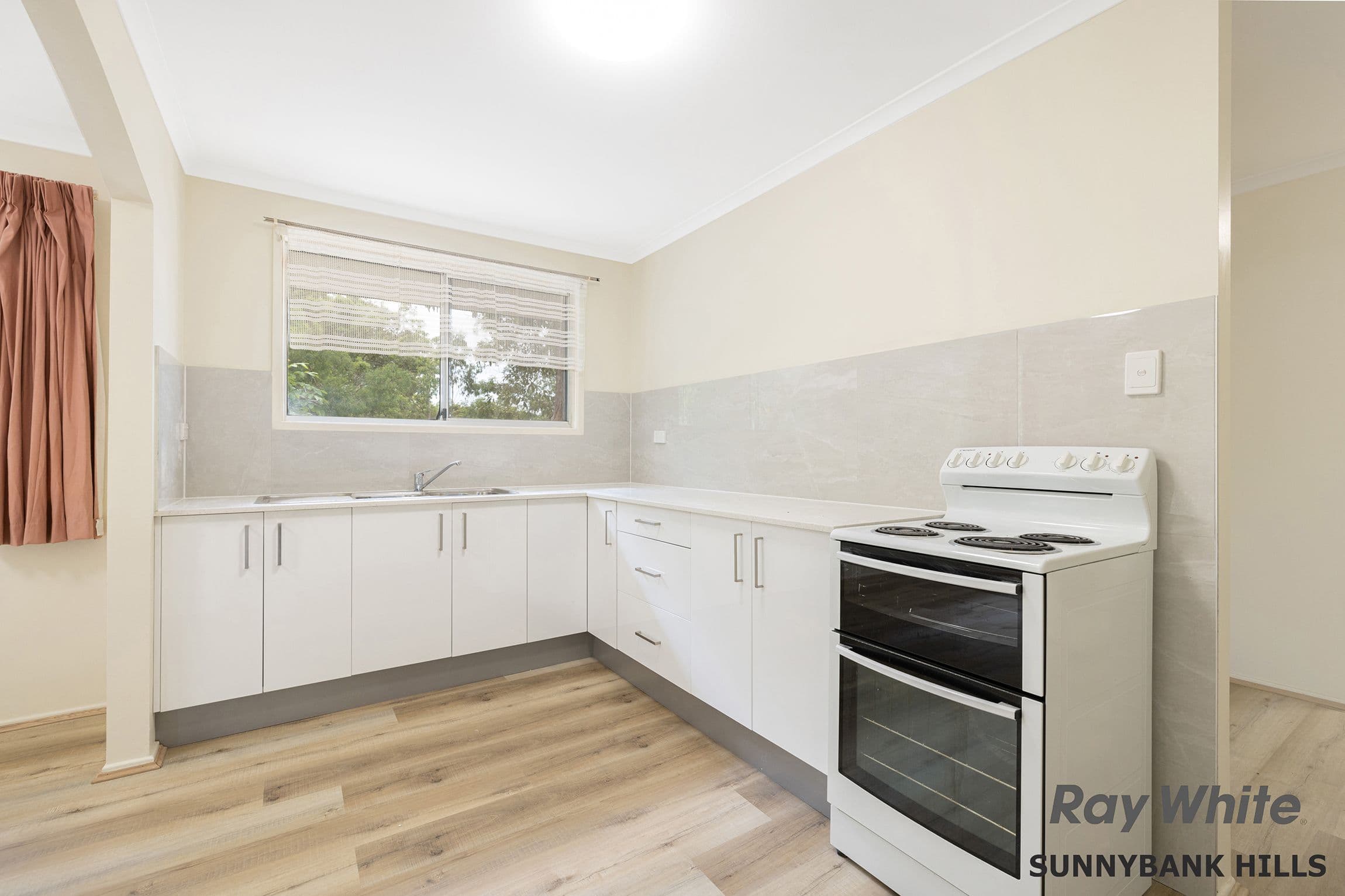 16 George Street, Alexandra Hills QLD 4161, Alexandra Hills - Thumbnail 2
