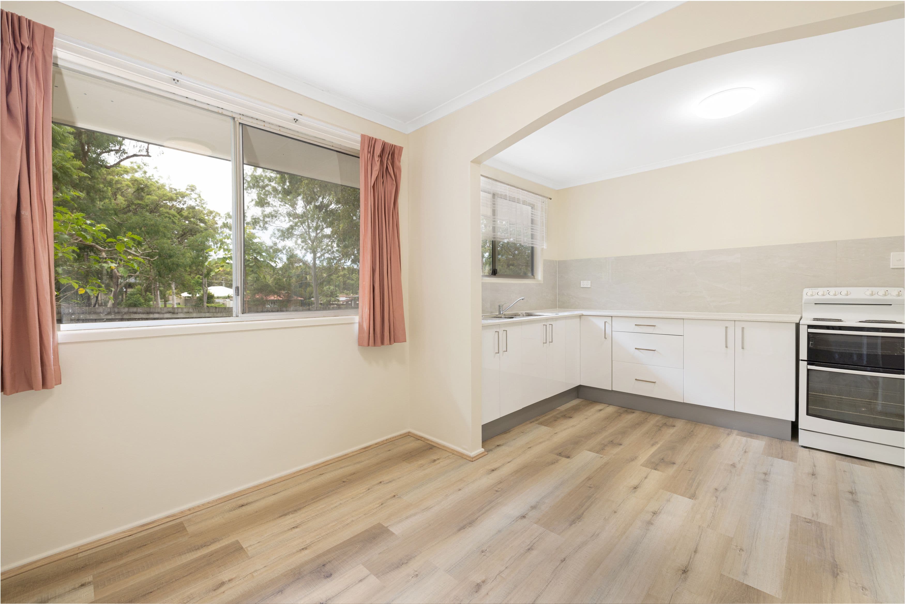 16 George Street, Alexandra Hills QLD 4161, Alexandra Hills - Thumbnail 3