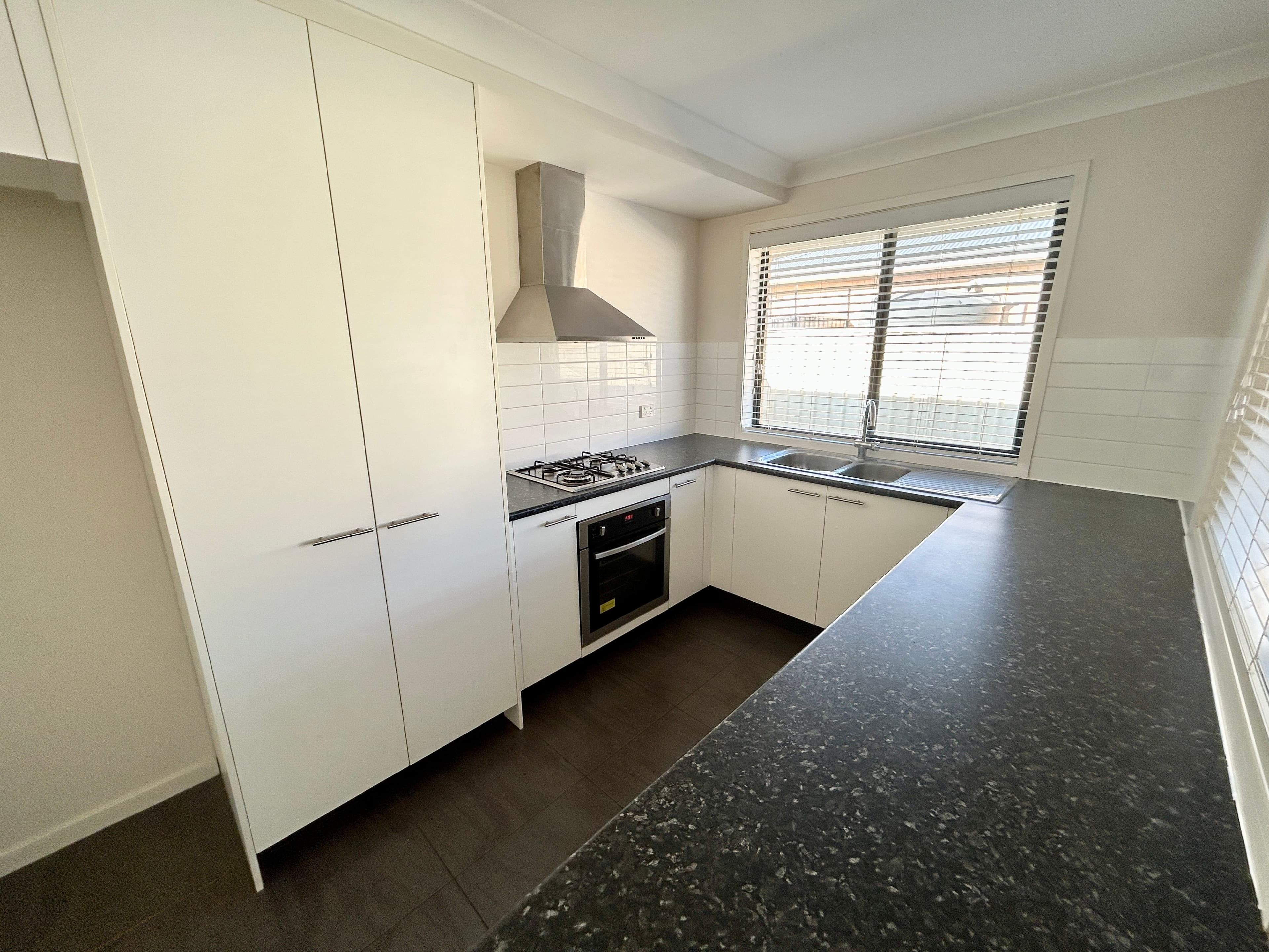 49 Waratah Street, Junee NSW 2663, Junee - Thumbnail 3