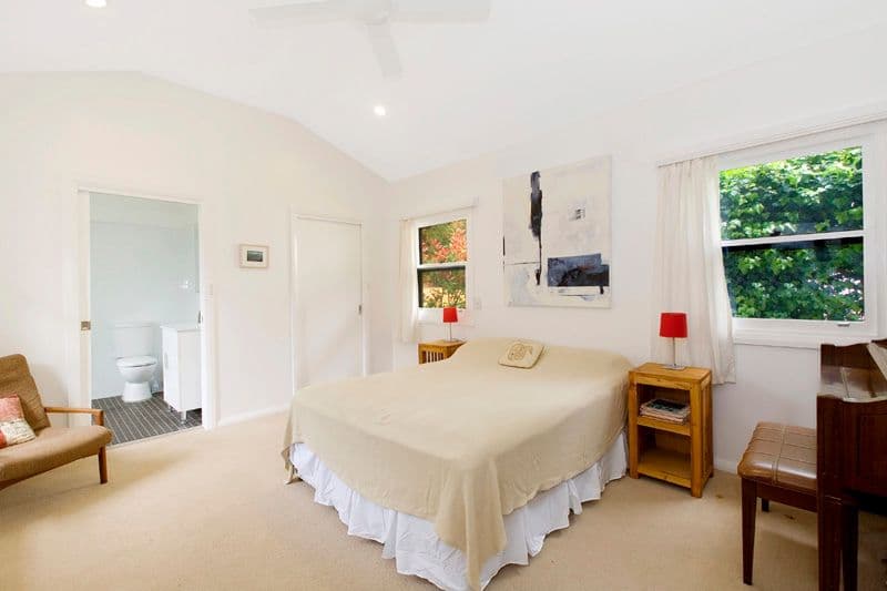 16 Glengarry Avenue, TURRAMURRA NSW 2074, North Turramurra - Thumbnail 4