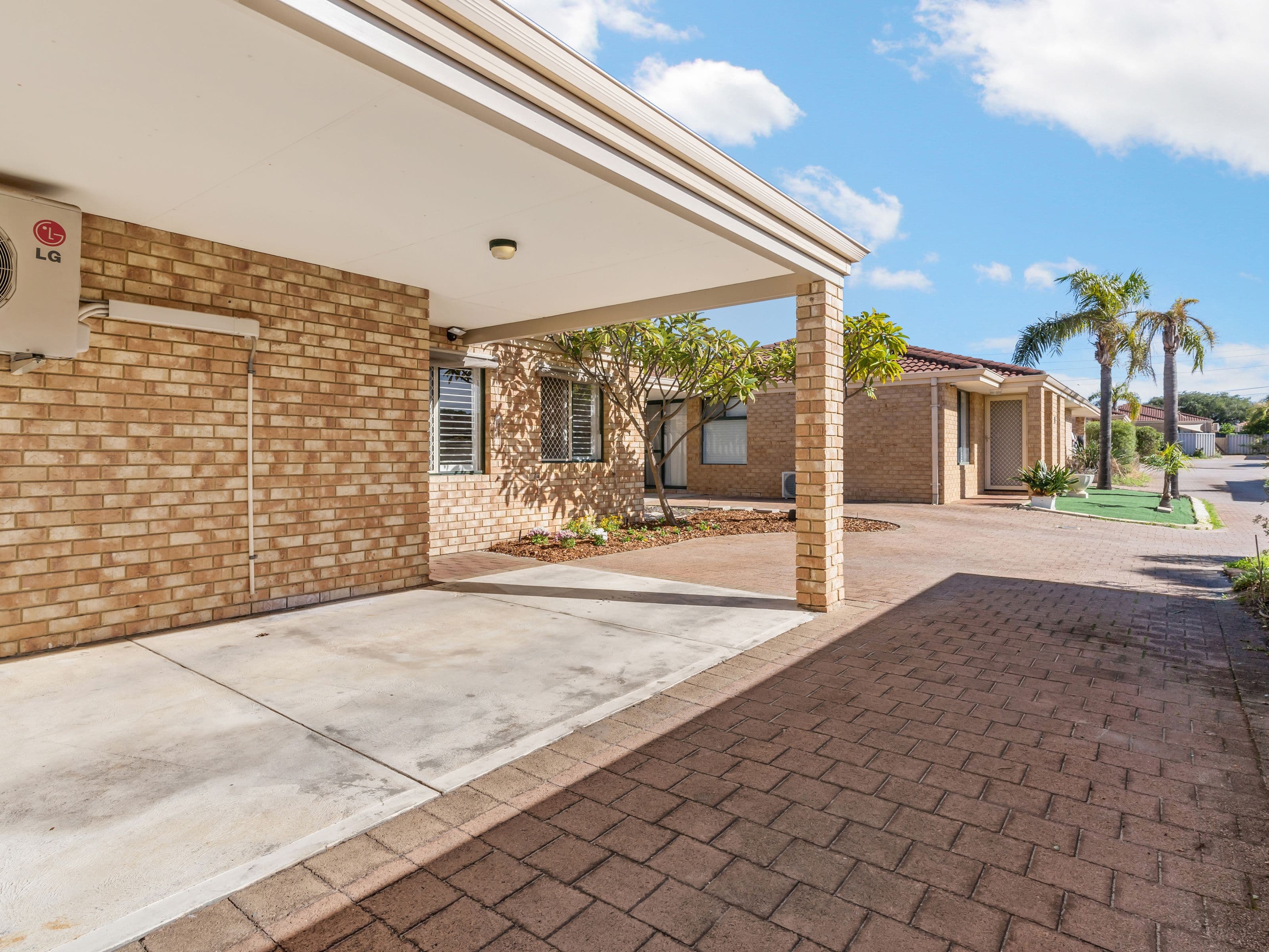 285-287 Wharf Street, Queens Park WA 6107, Queens Park - Thumbnail 4