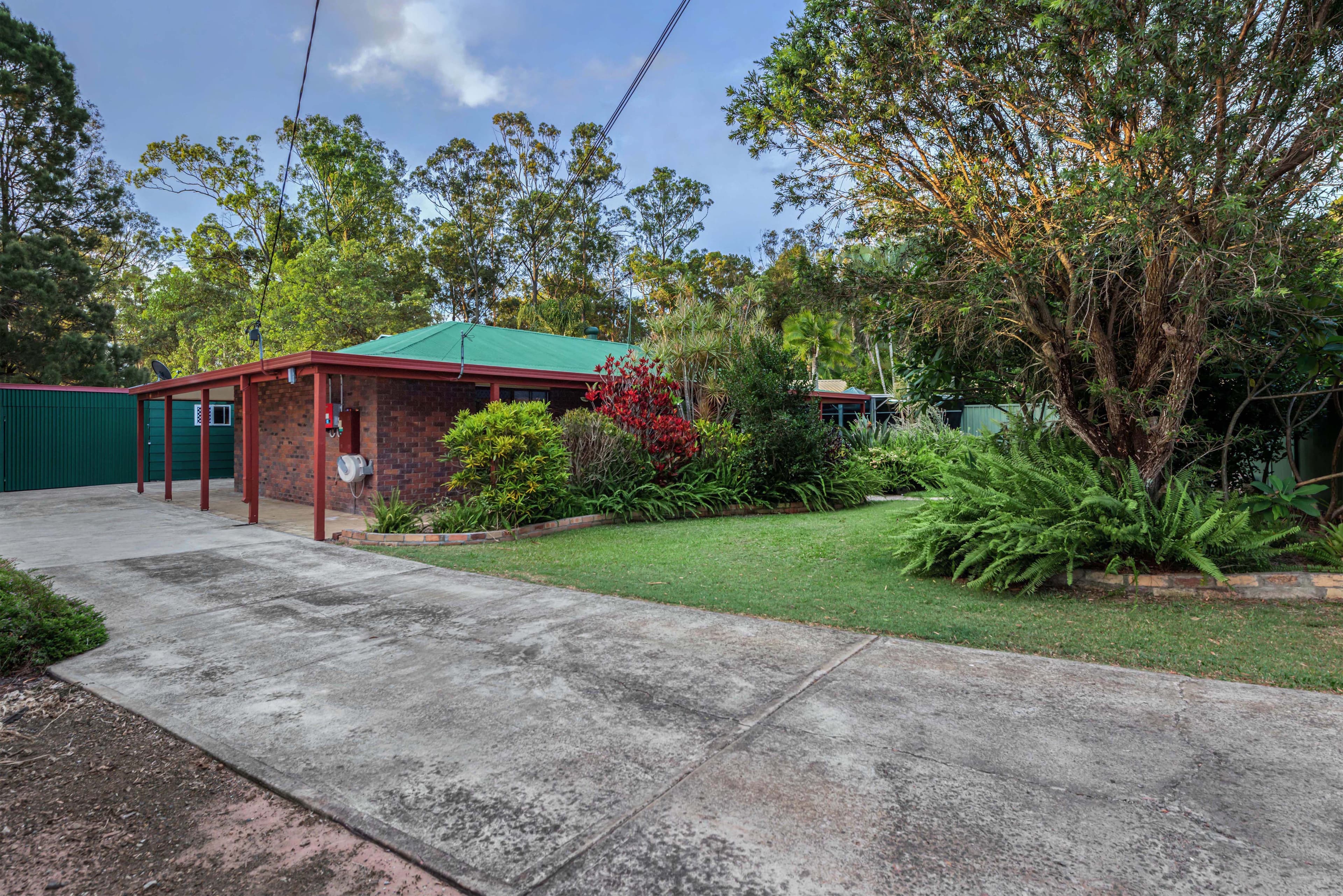 57 Anchusa Street, Kingston QLD 4114, Kingston - Thumbnail 2