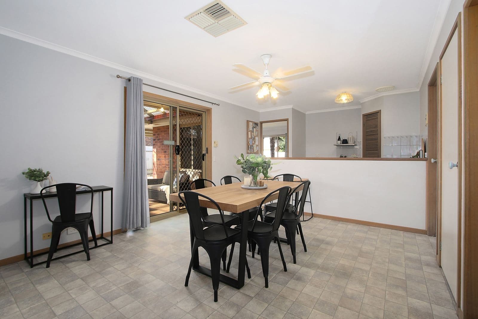 535 Daly Street, Lavington NSW 2641, Lavington - Thumbnail 5