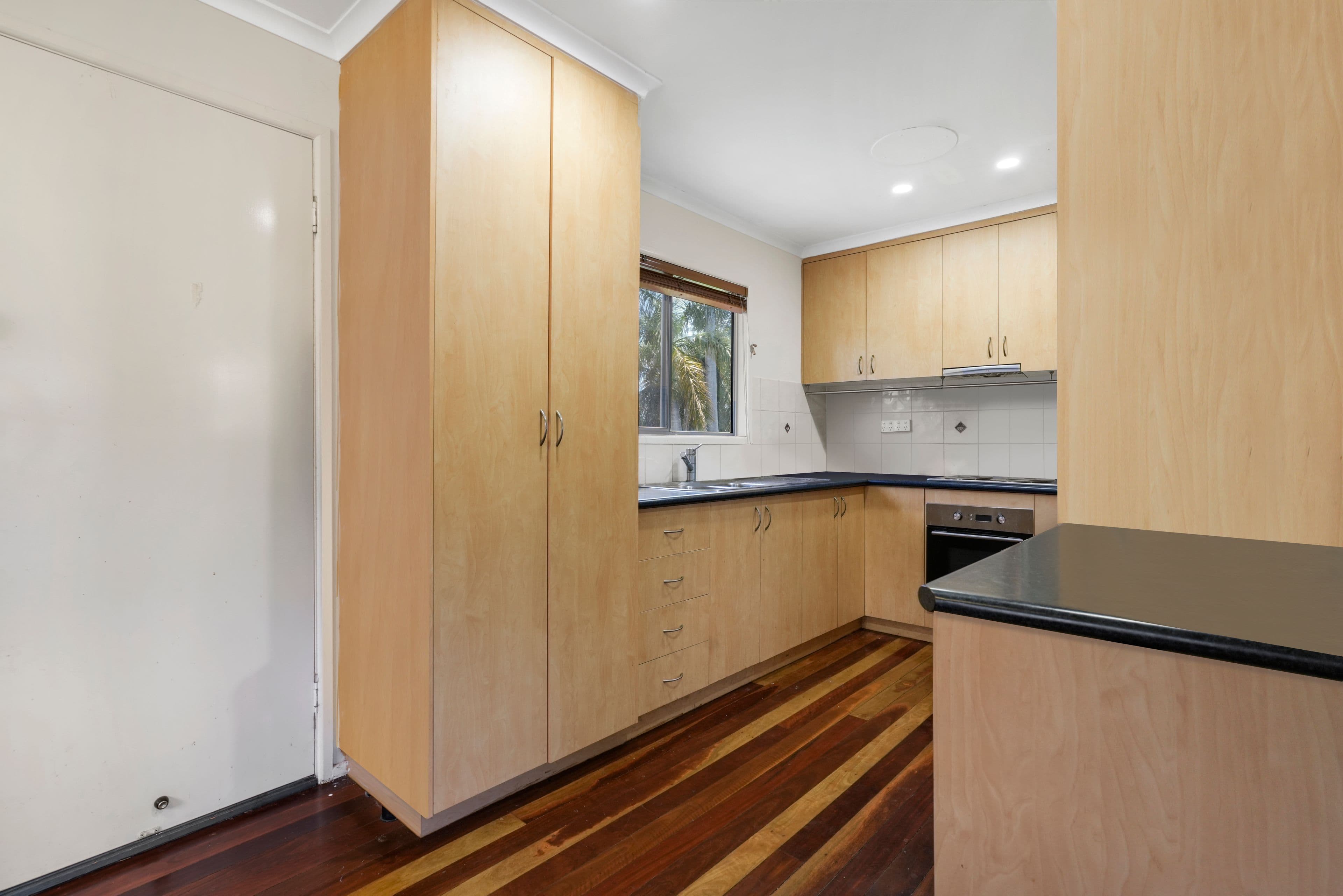 15 Bauhinia Street, Kin Kora QLD 4680, Kin Kora - Thumbnail 7
