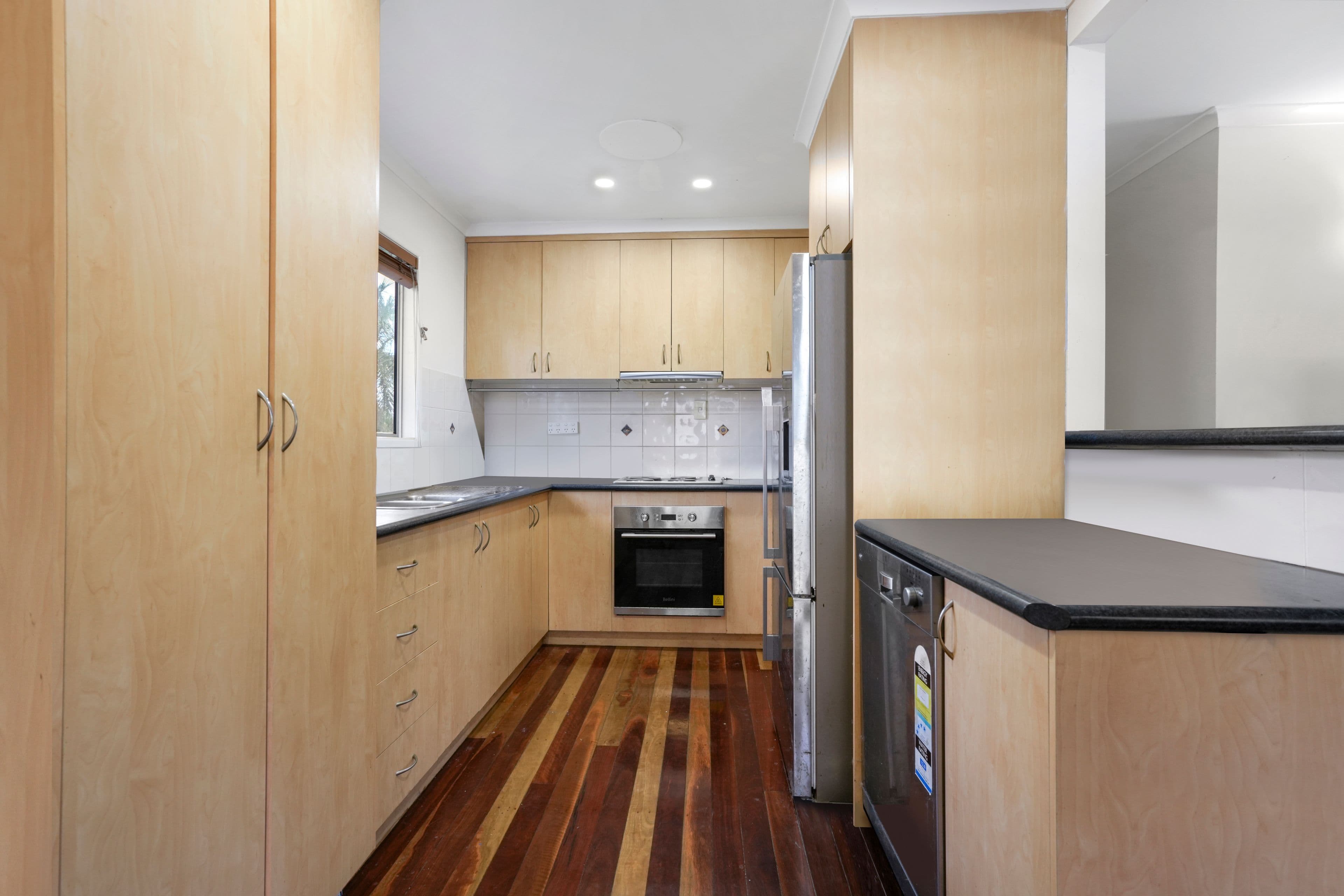 15 Bauhinia Street, Kin Kora QLD 4680, Kin Kora - Thumbnail 8