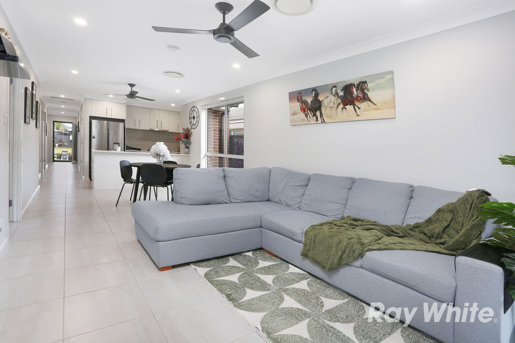 7 Wollemi Circuit, Gregory Hills NSW 2557, Gregory Hills - Thumbnail 3