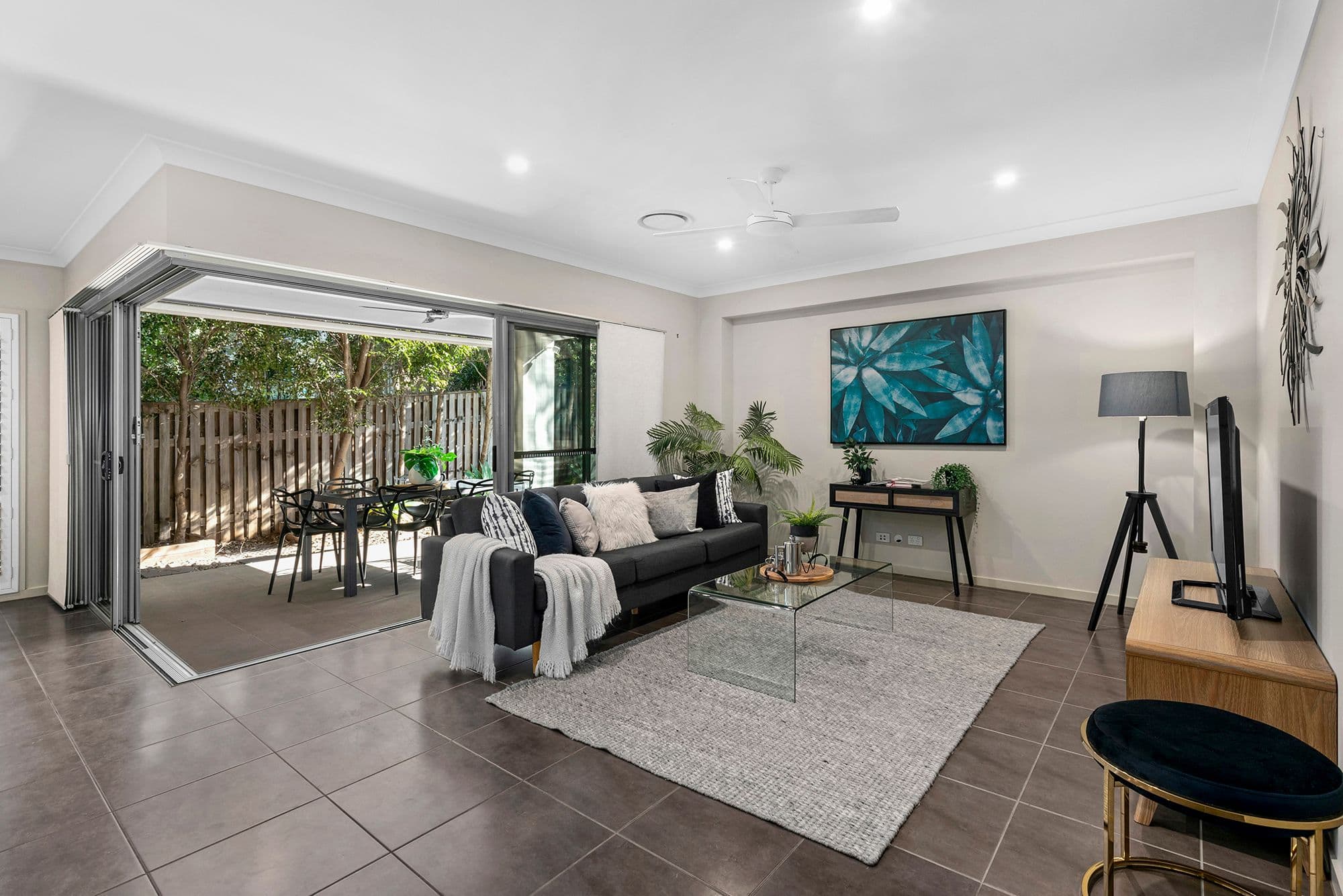 64 Oyster Point Esplanade, Scarborough, Scarborough - Thumbnail 6