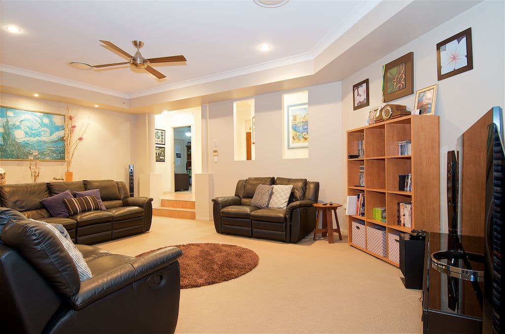 53 Maltravers Drive, Arundel QLD 4214, Arundel - Thumbnail 5