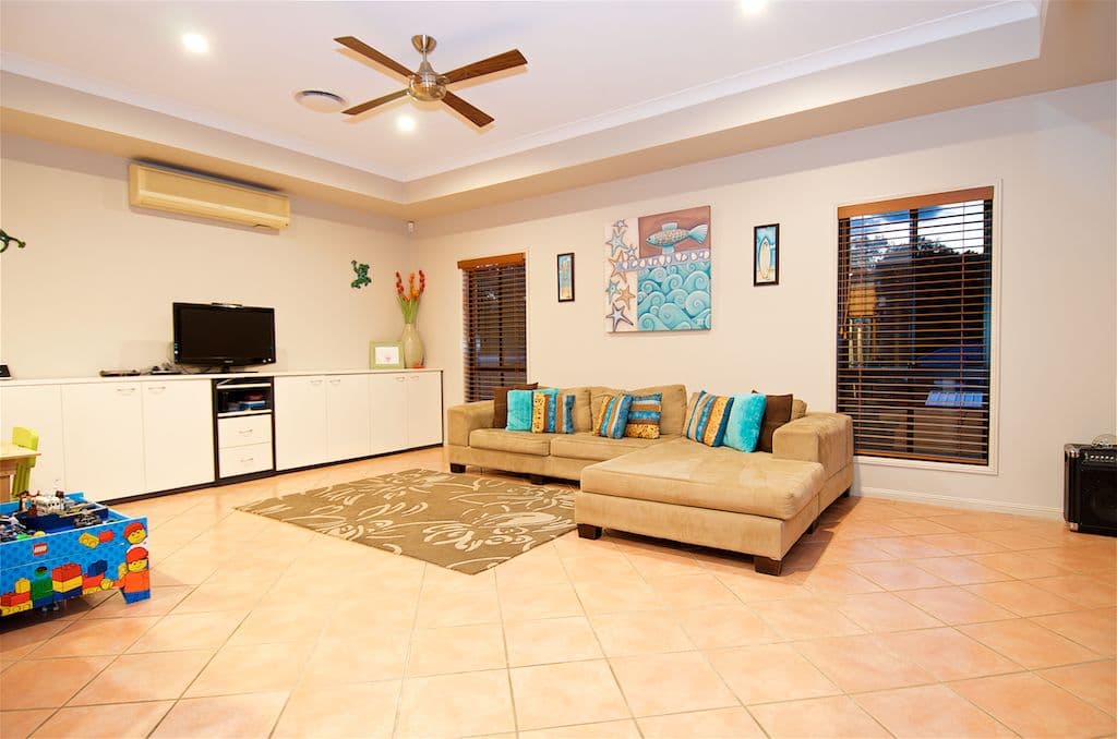 53 Maltravers Drive, Arundel QLD 4214, Arundel - Thumbnail 8