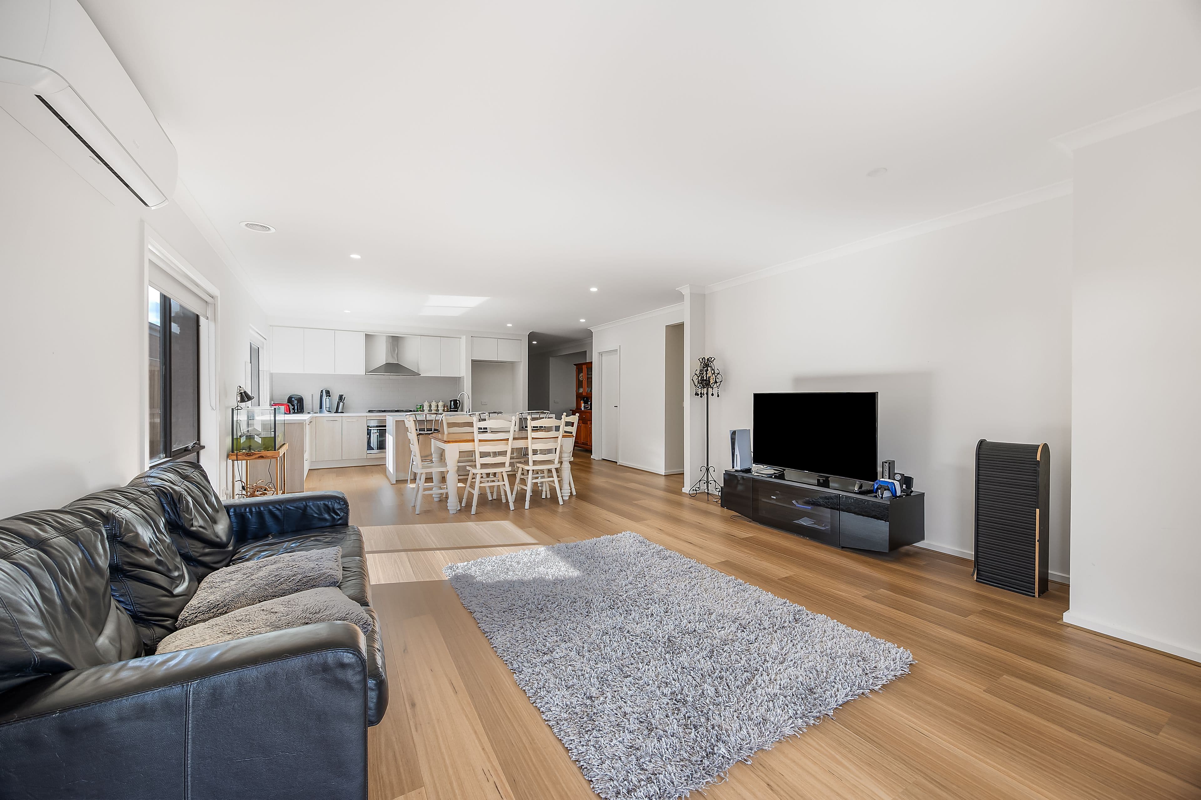 40 Carisbrook Crescent, WINTER VALLEY VIC 3358, Winter Valley - Thumbnail 6