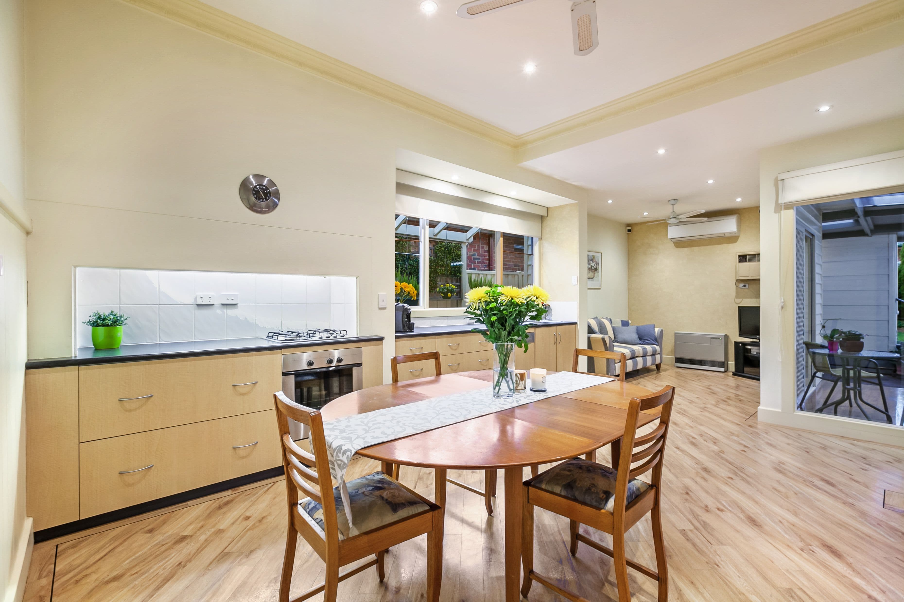 54 Powell Street, Reservoir VIC 3073, Reservoir - Thumbnail 3