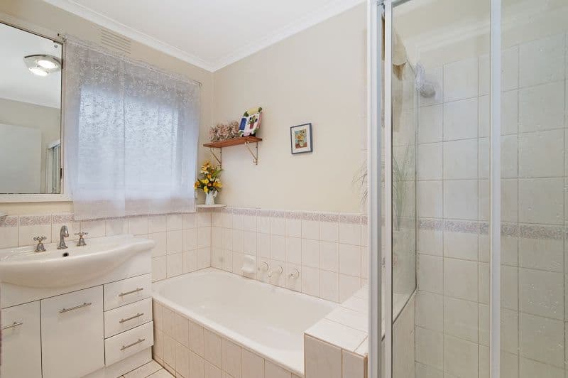 6 Earlwood Street, Dingley Village VIC 3172, Dingley Village - Thumbnail 7