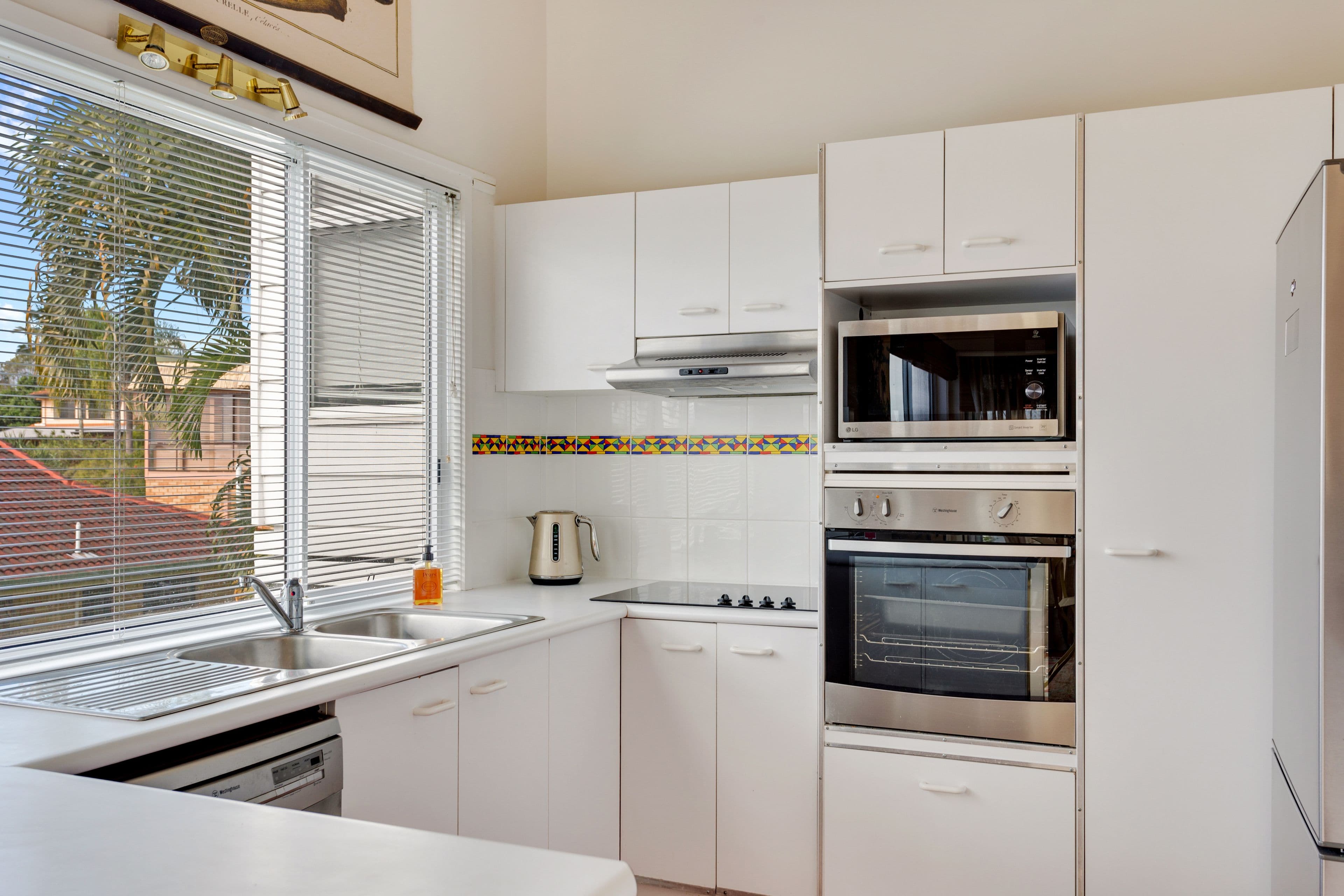 6 Myco Court, Elanora QLD 4221, Elanora - Thumbnail 6
