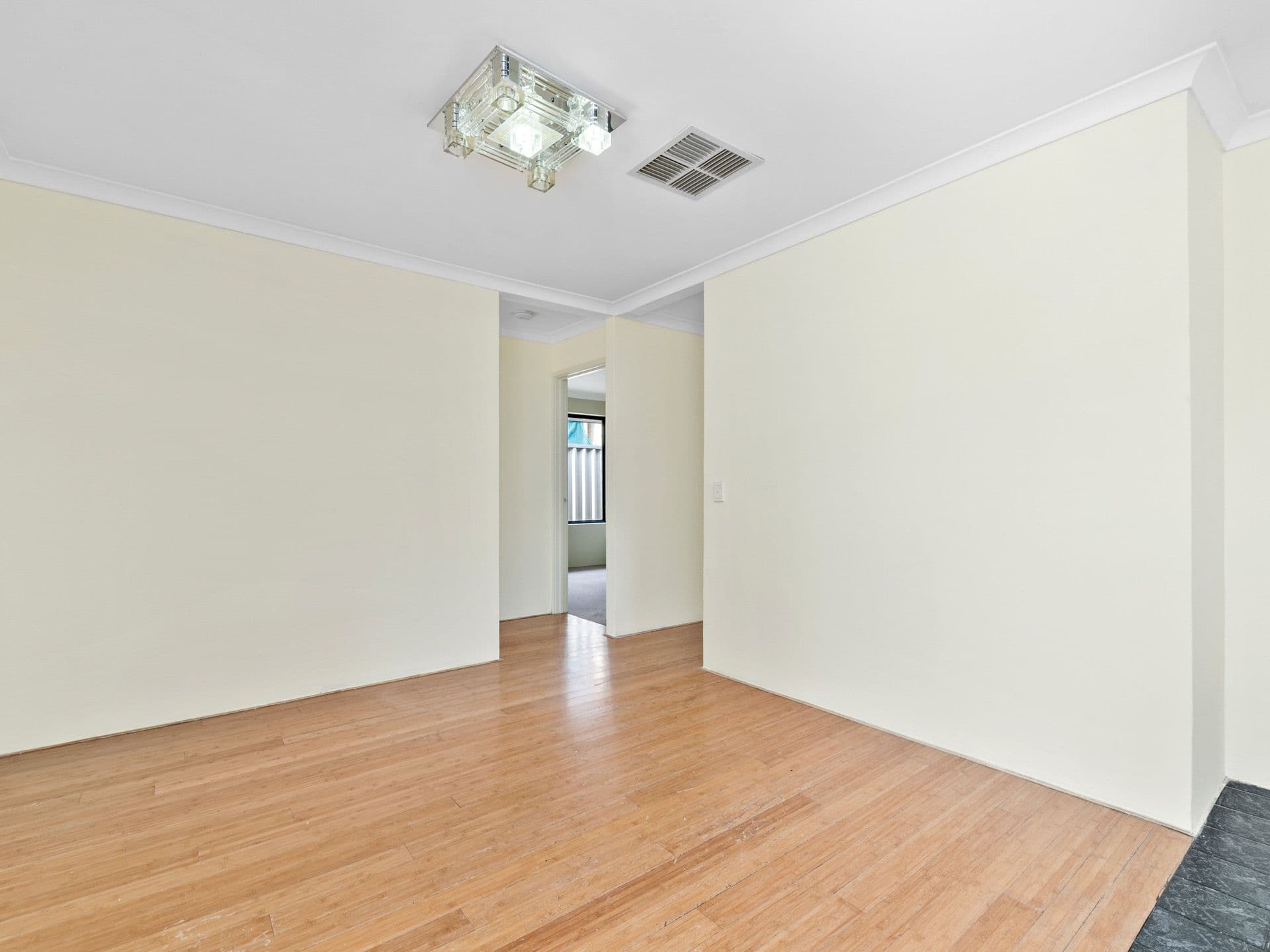 30 Kanani Drive, Canning Vale WA 6155, Canning Vale - Thumbnail 8