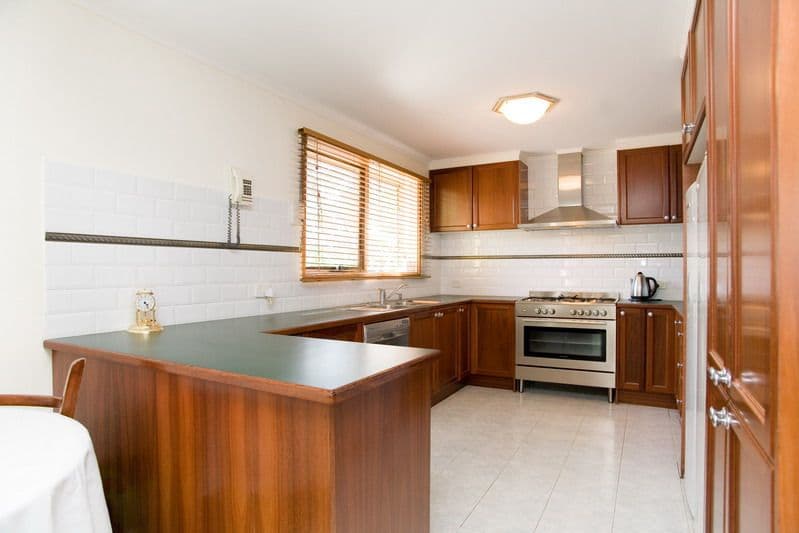 5 Epsom Avenue, EPPING VIC 3076, Epping - Thumbnail 6