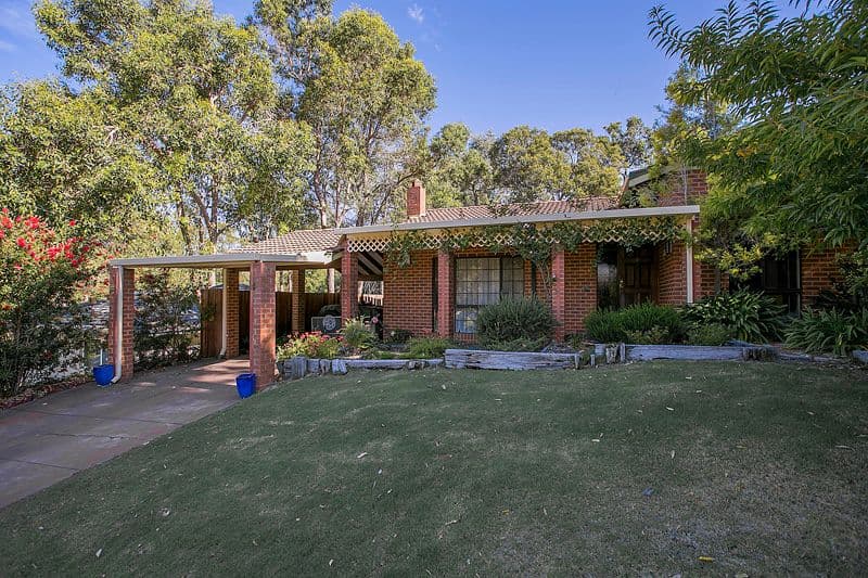 9 Burrinjuck Road, GOOSEBERRY HILL WA 6076, Gooseberry Hill - Image 1