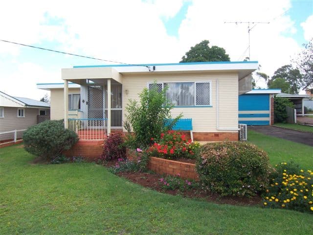 8/55-57 Brighton Boulevard, Bondi Beach - Image 1